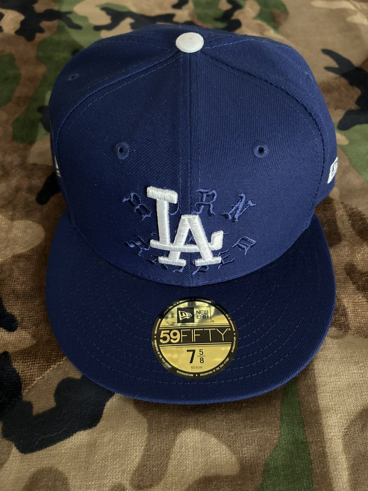 Born X Raised × MLB × New Era Born X Raised Dodgers 25 World Series Champions Fitted 7 5/8 Size ONE SIZE - 3 Thumbnail