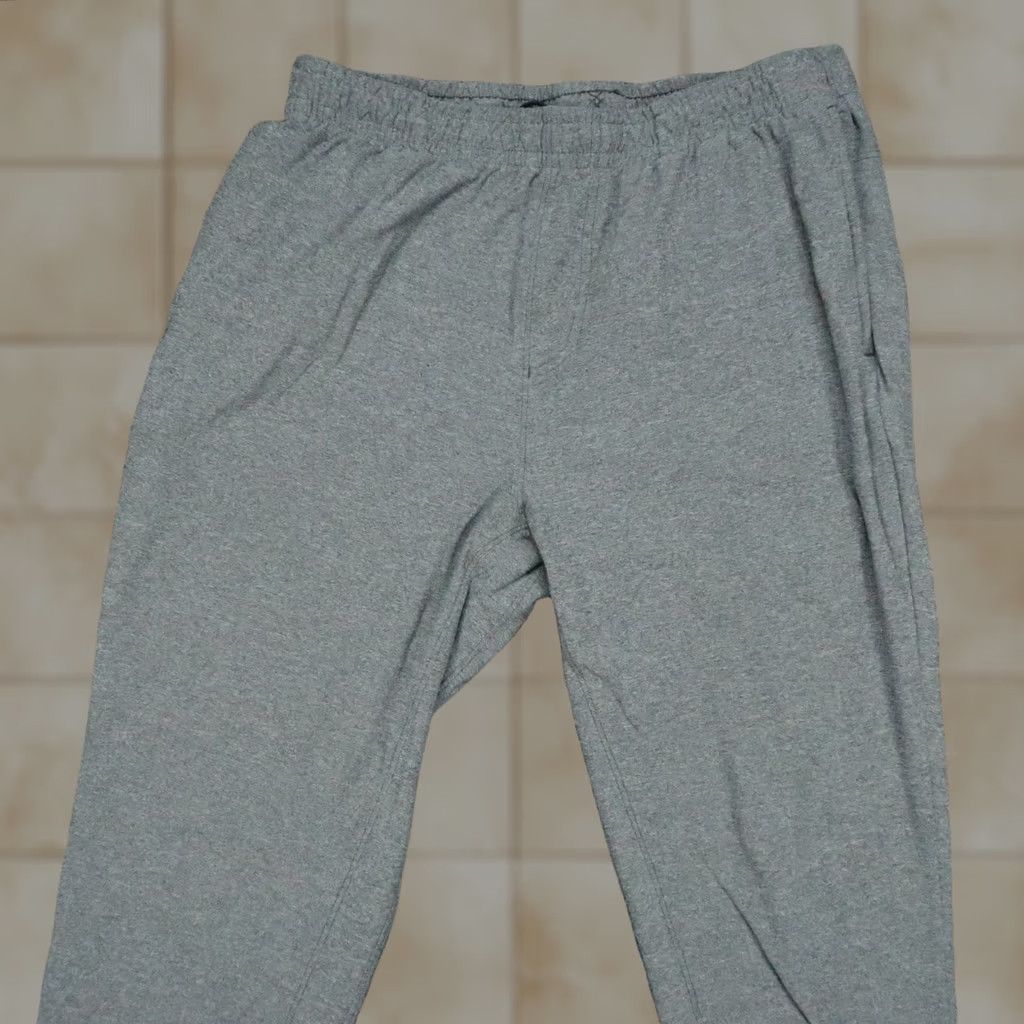 Rhone Rhone Jogger Pants Men Medium Gray Reign Midweight Athletic Zip Pocket Size US 31 - 1 Thumbnail