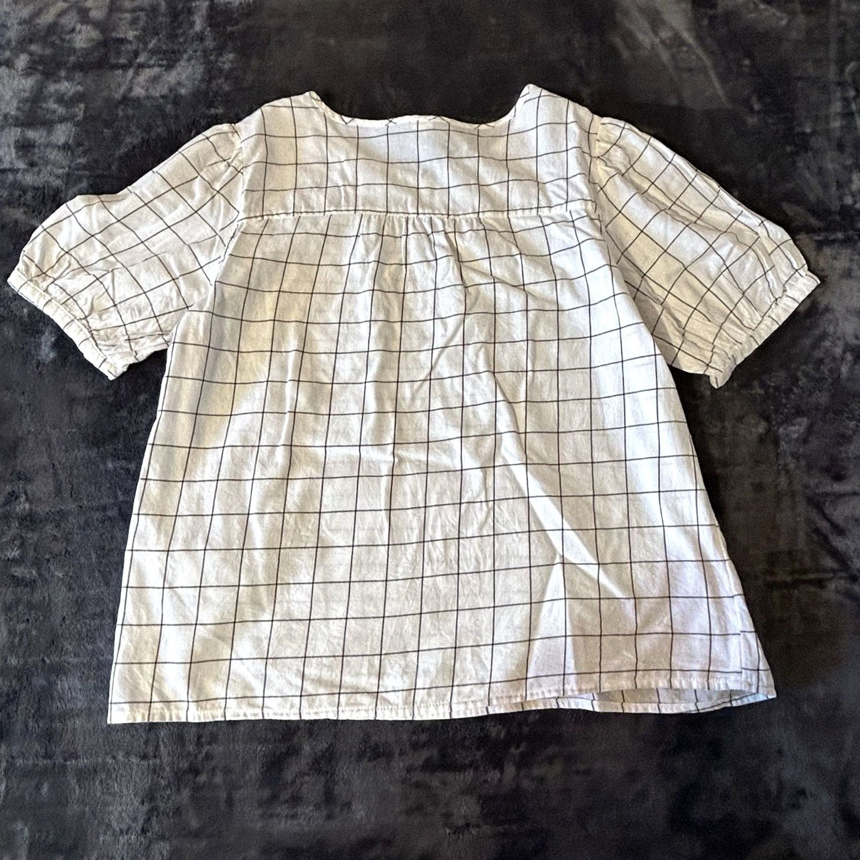 Old Navy Old Navy Blouse Shirt Women Small White Gray Window Pane Design Short Sleeve V-Neck Keyhole Knit 100% Cotton Multicolor Summer Casual Womens Size S / US 4 / IT 40 - 5 Thumbnail