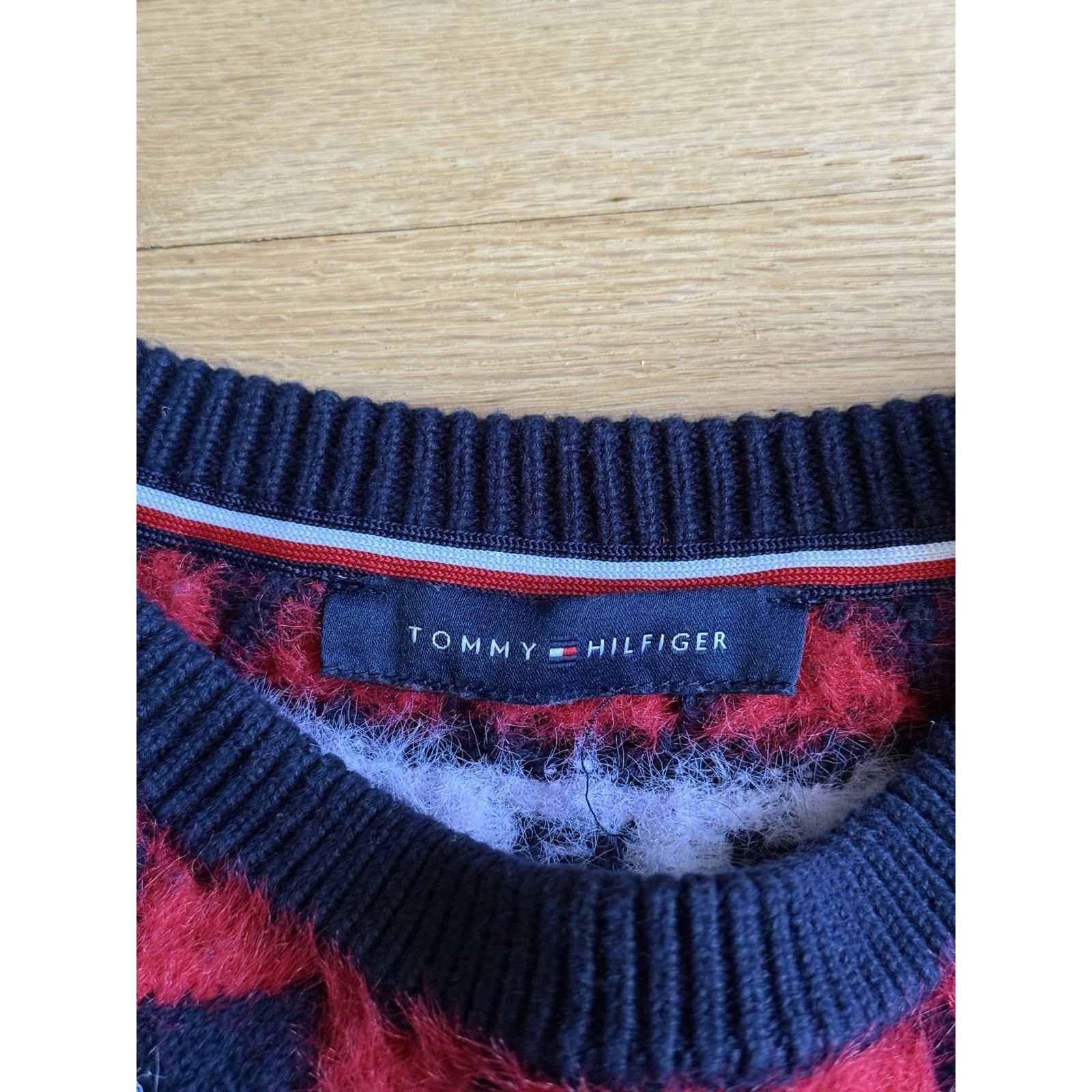 Tommy Hilfiger Tommy Hilfiger L Sweater Snowflake Nordic Fair Isle Pattern Size US L / EU 52-54 / 3 - 4 Thumbnail