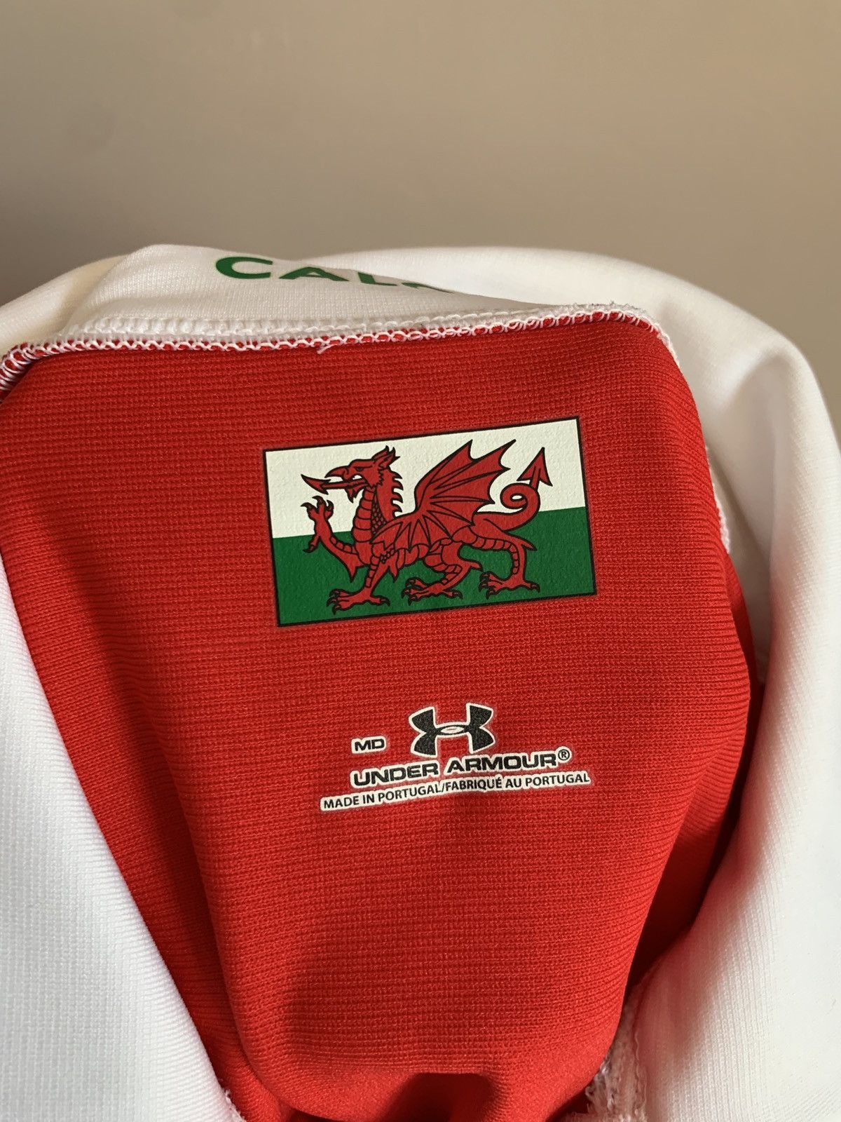 Under Armour Wales 2008 Rugby Union Shirt Under Armour Long Sleeve Sz M Size US M / EU 48-50 / 2 - 8 Thumbnail