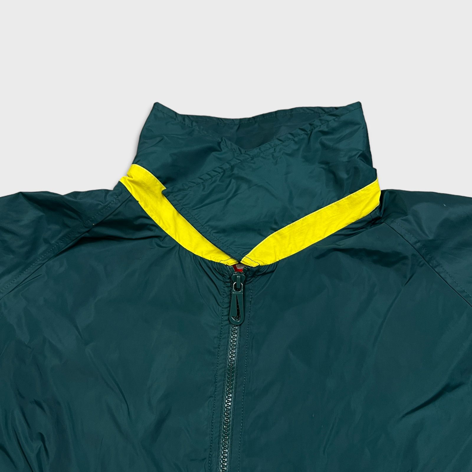 Nike × Vintage VTG 90s Nike Jacket XL Swoosh Full Zip Windbreaker Outdoor Size US XL / EU 56 / 4 - 2 Thumbnail