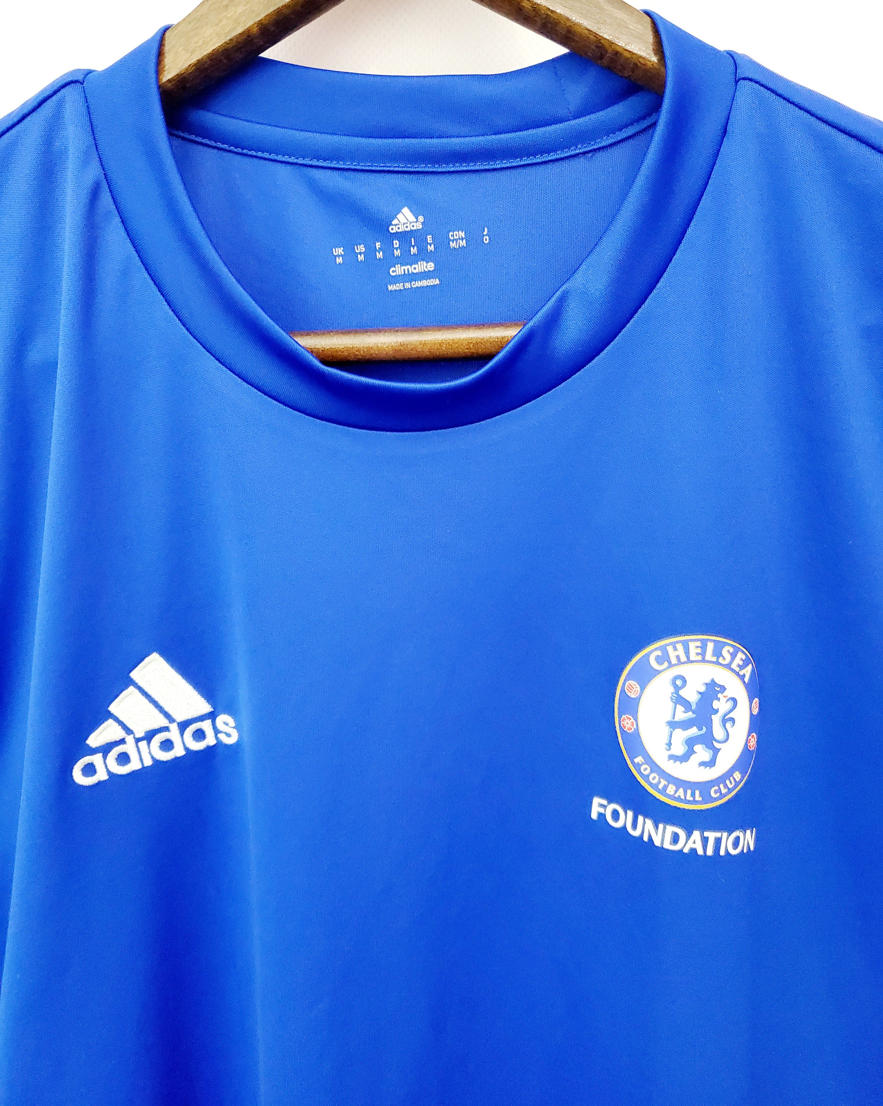 Adidas × Chelsea Soccer Chelsea adidas soccer jersey trening size M Size US M / EU 48-50 / 2 - 2 Thumbnail