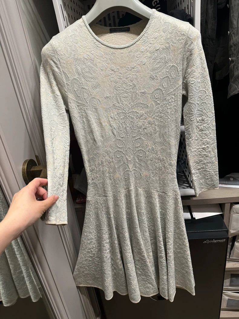 Alexander McQueen Alexander Mcqueen Classic Stretch Dress Size 36- DMC Size US S / EU 44-46 / 1 - 1 Thumbnail