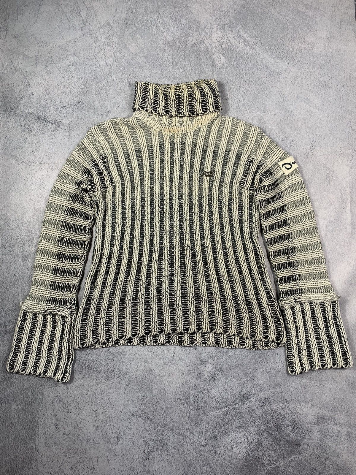 O'Neill × Vintage Vintage Y2K Oneill knit sweater Japanese style size L Size L / US 10 / IT 46 - 1 Thumbnail