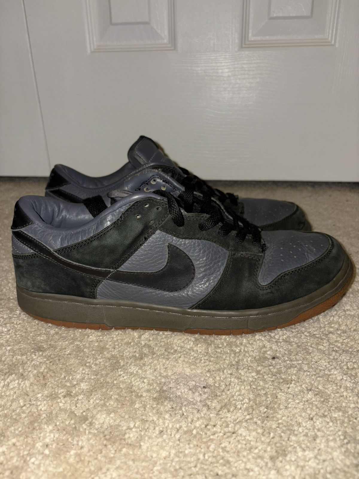 Nike × Nike SB × Vintage Vintage 2003 Nike Dunk Low Pro Black Graphite Gum Shoes Size US 12 / EU 45 - 8 Thumbnail