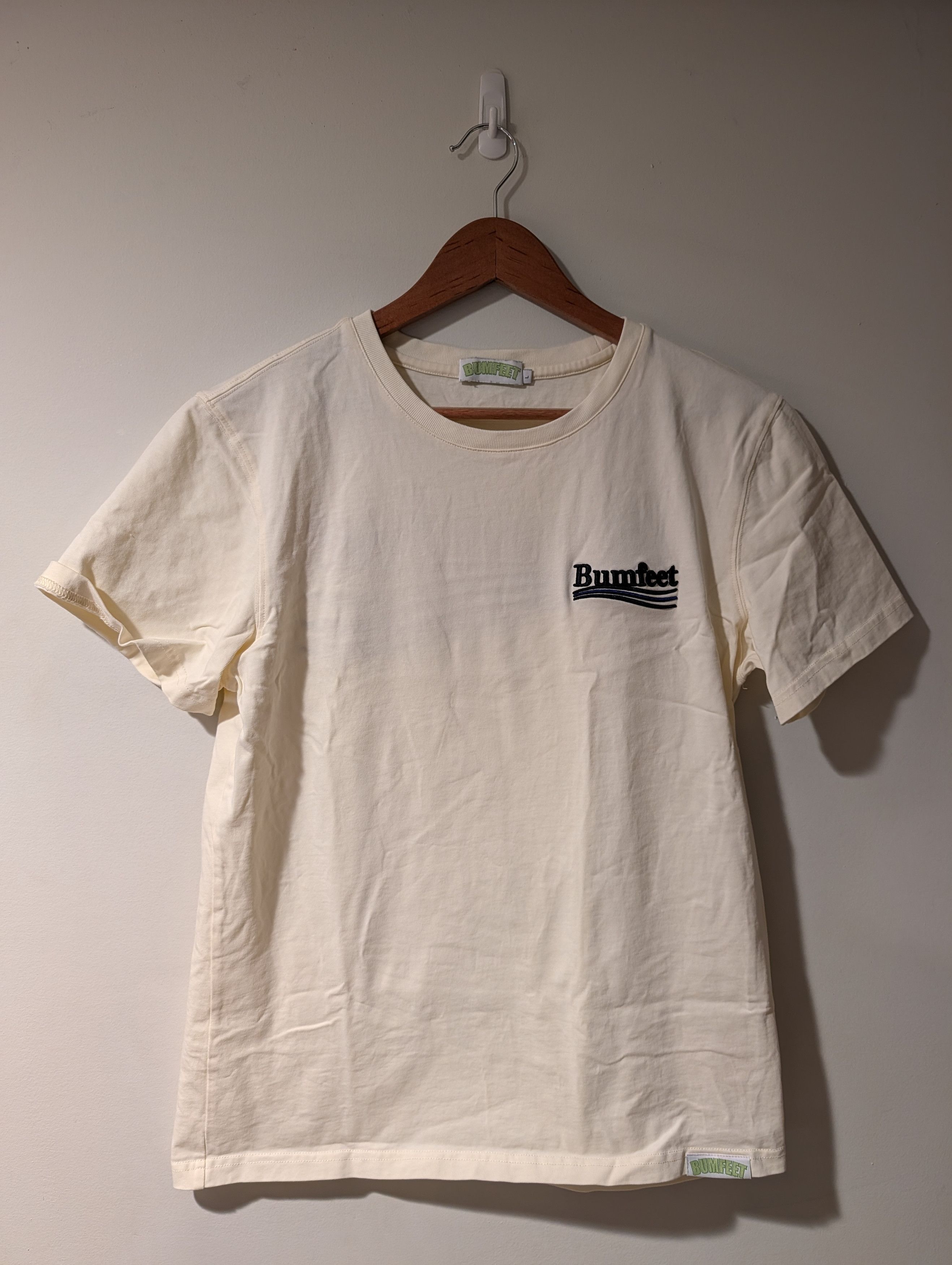 Gildan Vintage Bumfeet Streetwear Parody T-Shirt Cream Embroidered Size US L / EU 52-54 / 3 - 3 Thumbnail