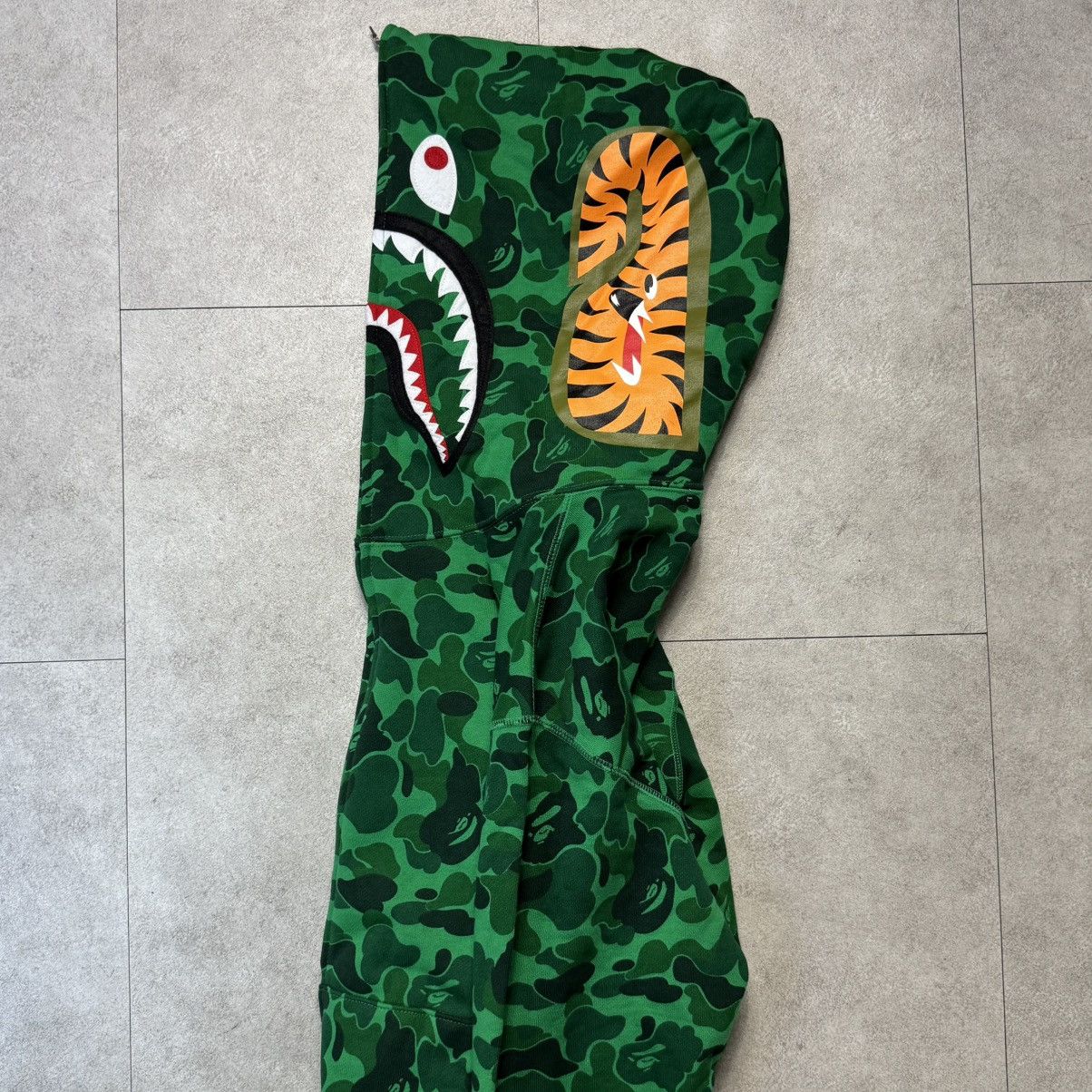 Bape New Bape Shibuya Limited Camo Full Zip Shark Hoodie Size US M / EU 48-50 / 2 - 4 Thumbnail