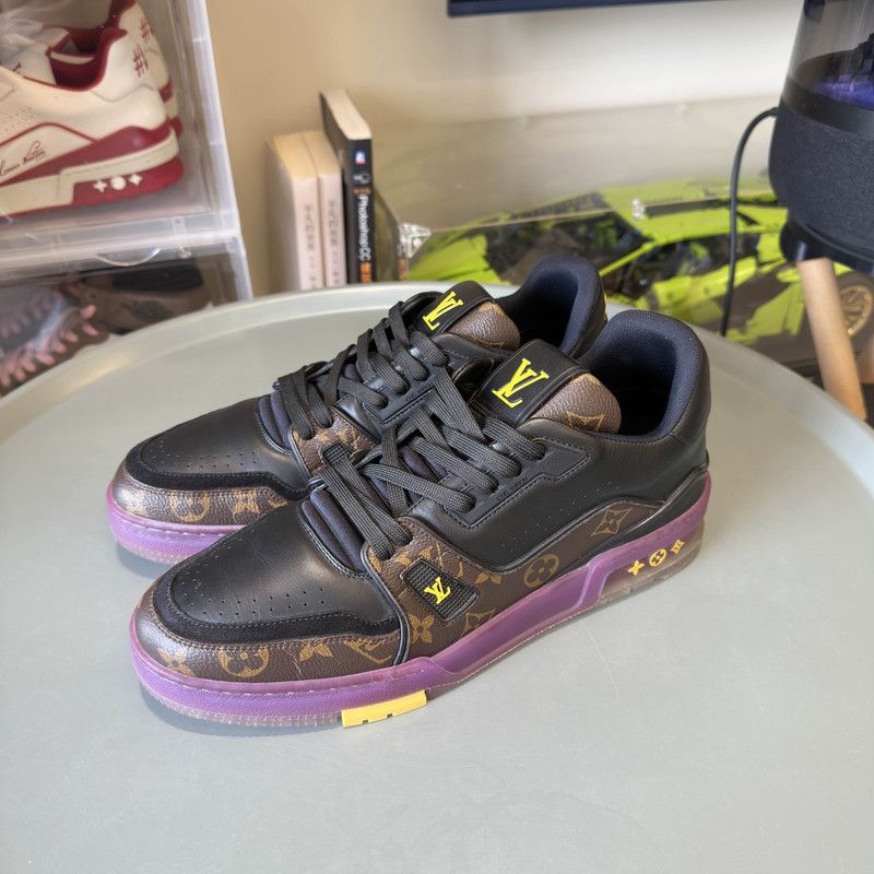 Louis Vuitton Louis Vuitton Trainer Casual Sneakers in Lakers Colorway 0079 Size US 10 / IT 40 - 1 Thumbnail