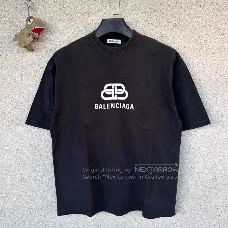 Balenciaga Balenciaga Buckle Short Sleeve Size US XS / EU 42 / 0 - 1 Thumbnail