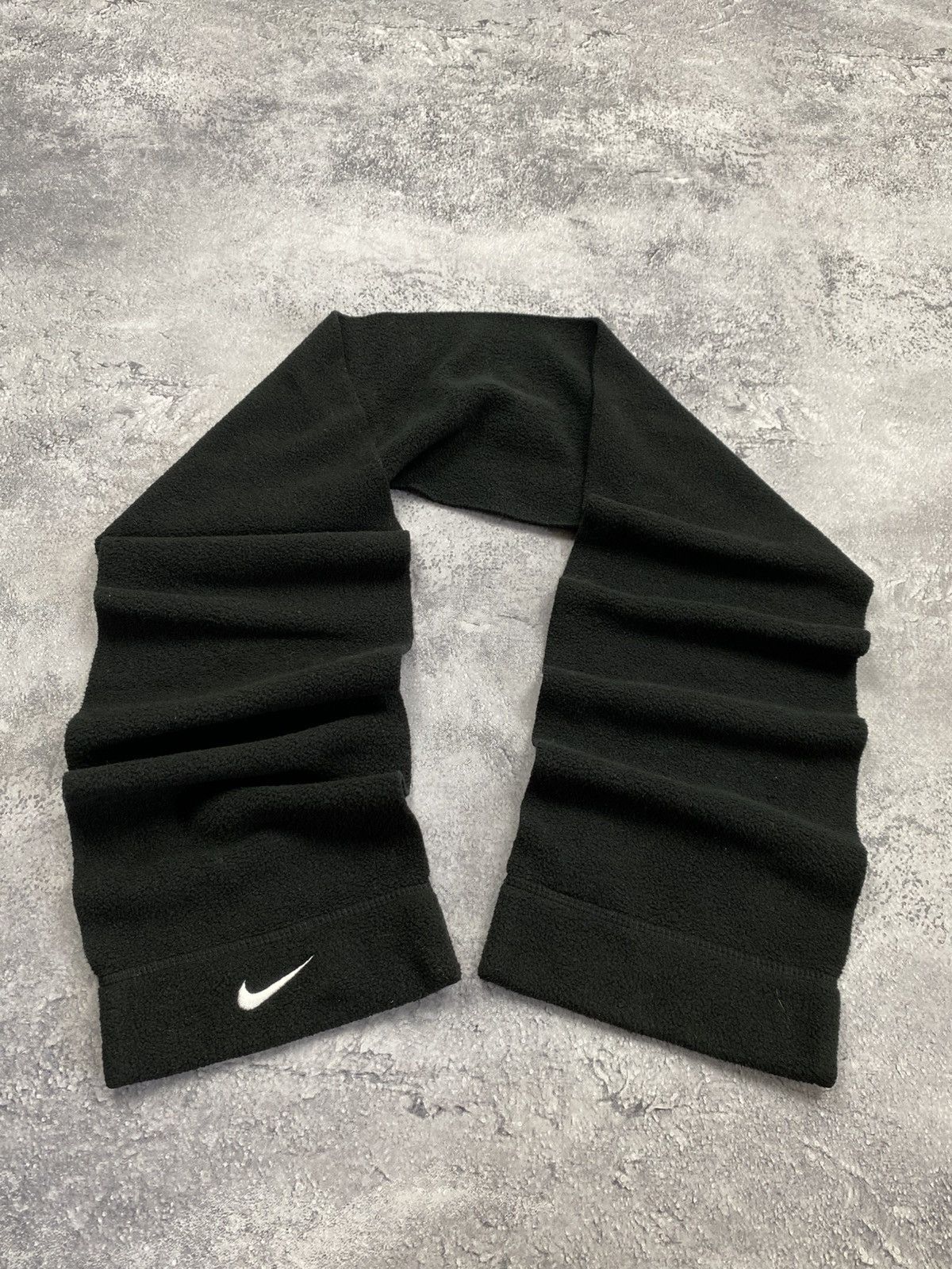 Nike Nike Vintage Y2K Style Fleece Scarf Swoosh Logo Drill 00s Size ONE SIZE - 1 Thumbnail