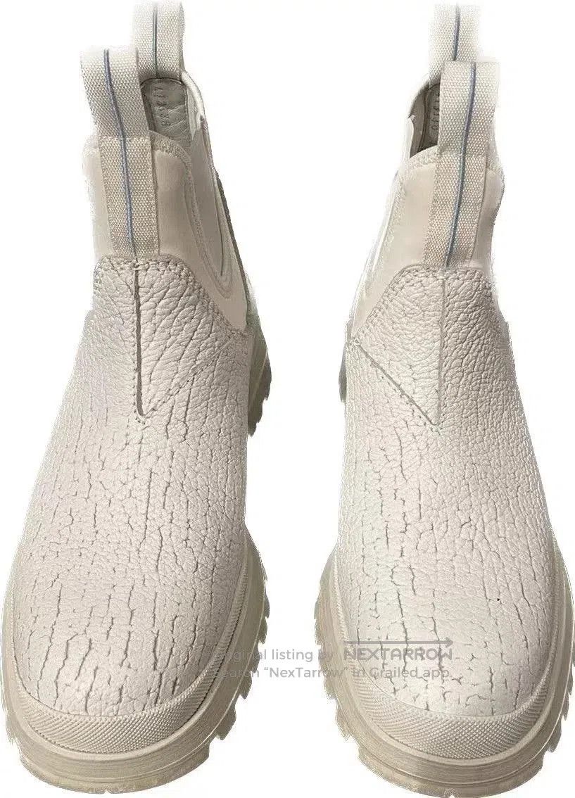 Prada prada cracked leather chelsea boots with unique design. Size US 8 / EU 41 - 2 Thumbnail
