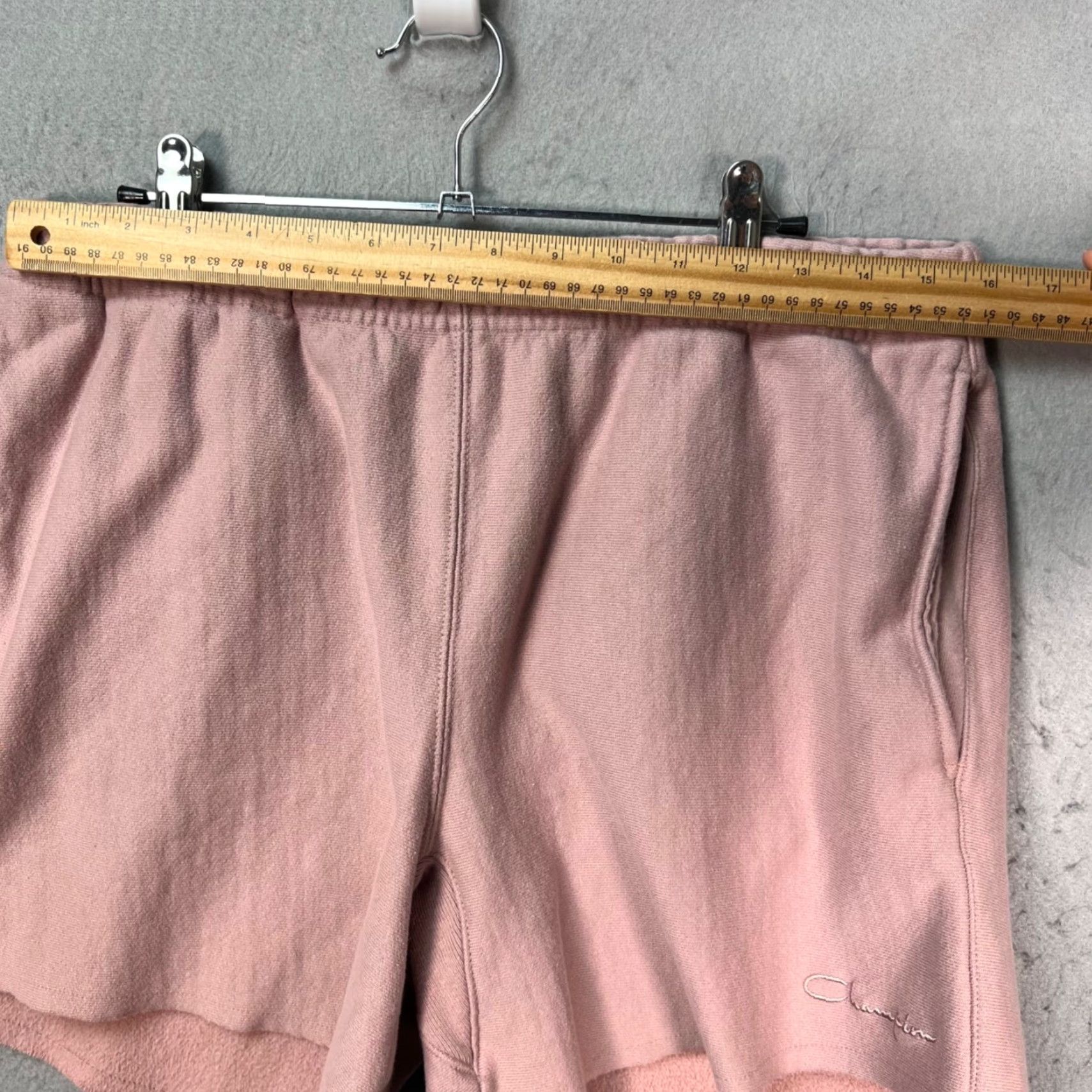 Champion Champion Mens Small Reverse Weave Shorts Pink Cotton Blend Reversible Sweat Adult S/Color Pink Mens Shorts Size US 29 - 6 Thumbnail
