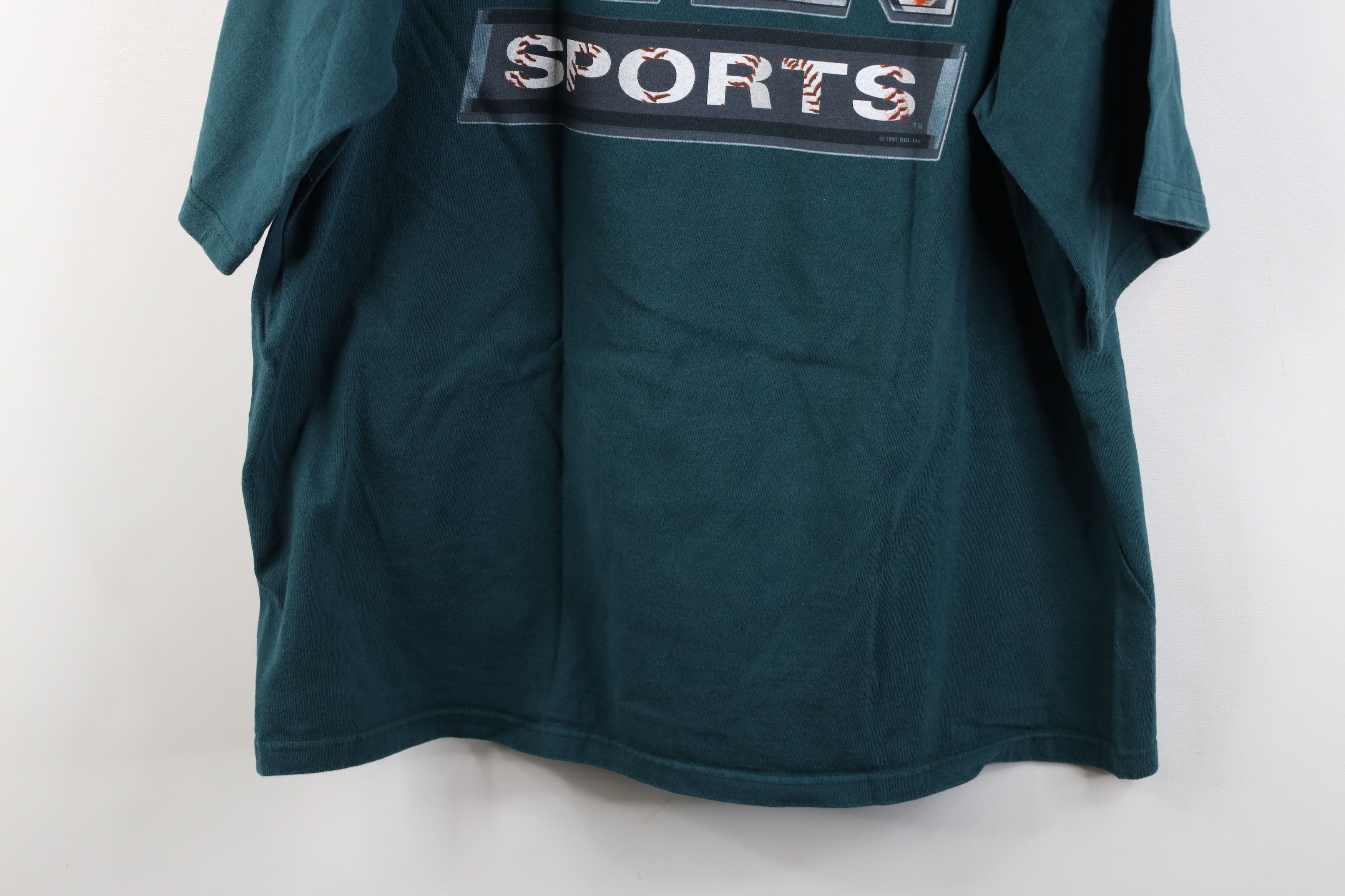 Vintage Vintage 90s Streetwear Big Sports Fan Short Sleeve T-Shirt Size US L / EU 52-54 / 3 - 13 Thumbnail