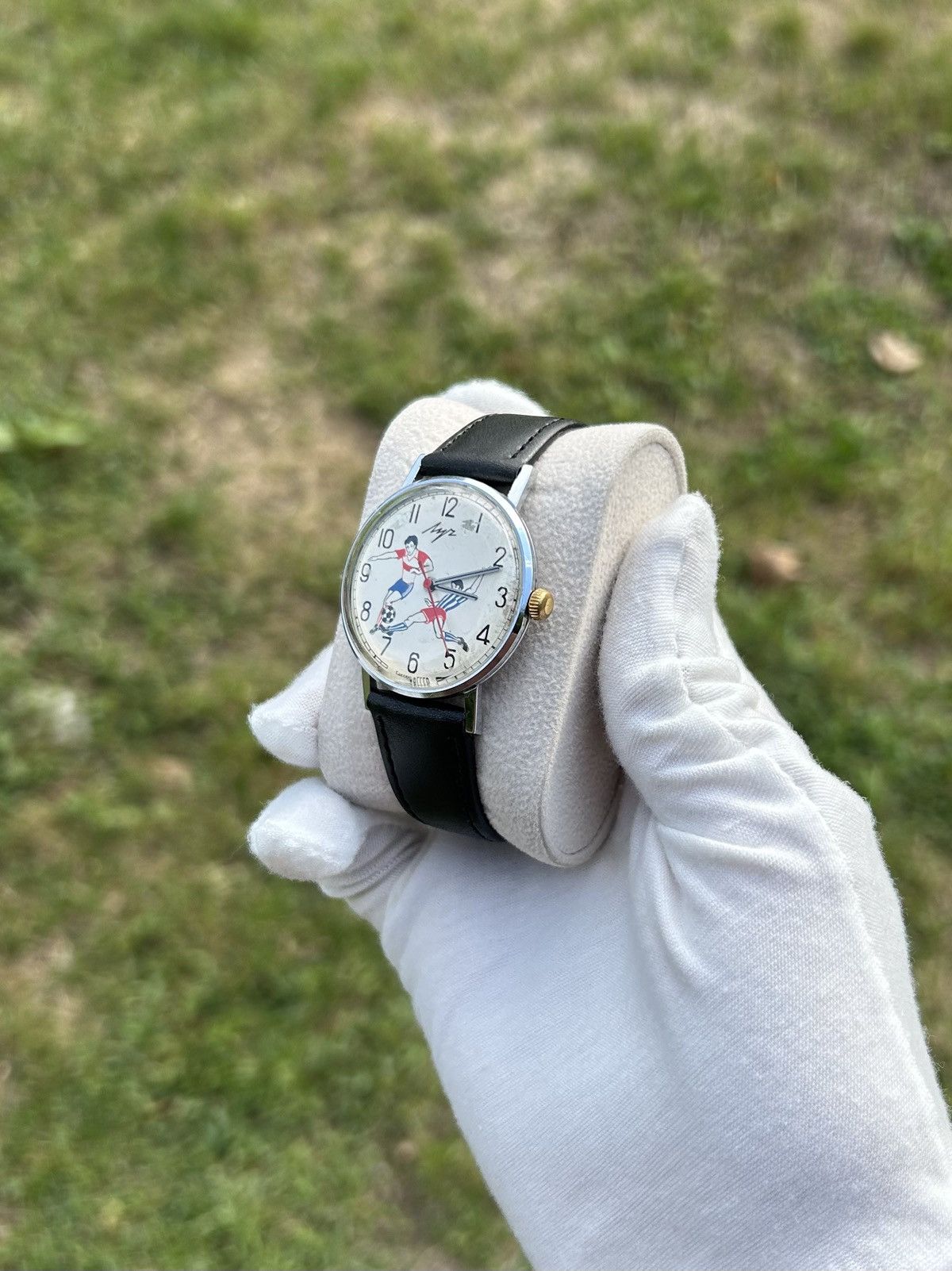 Vintage Vintage Watch Luch USSR Soviet Mechanical 1980s Size ONE SIZE - 14 Thumbnail