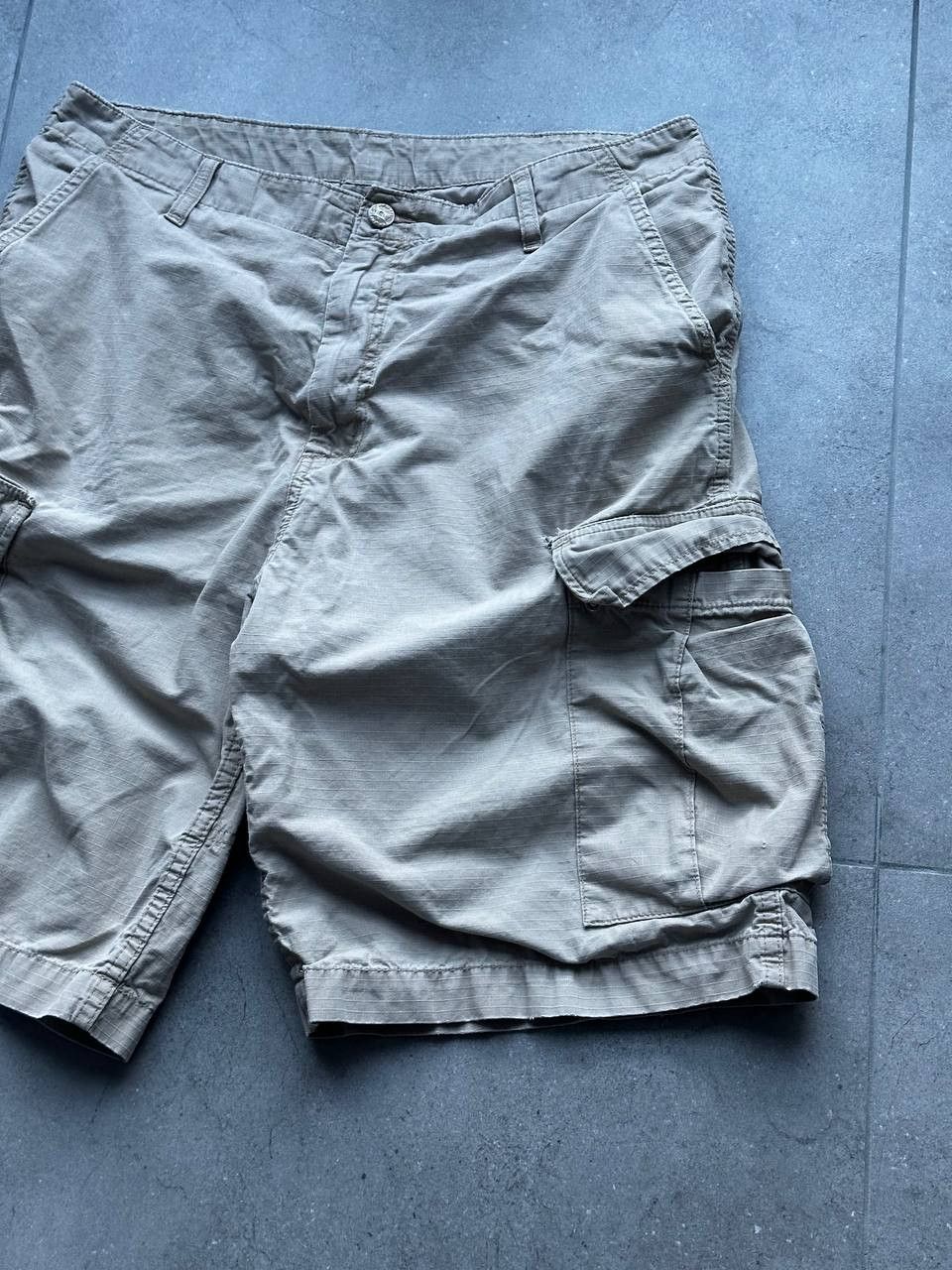 Carhartt Vintage Carhartt Baggy Beige Distressed Shorts Size US 34 / EU 50 - 3 Thumbnail