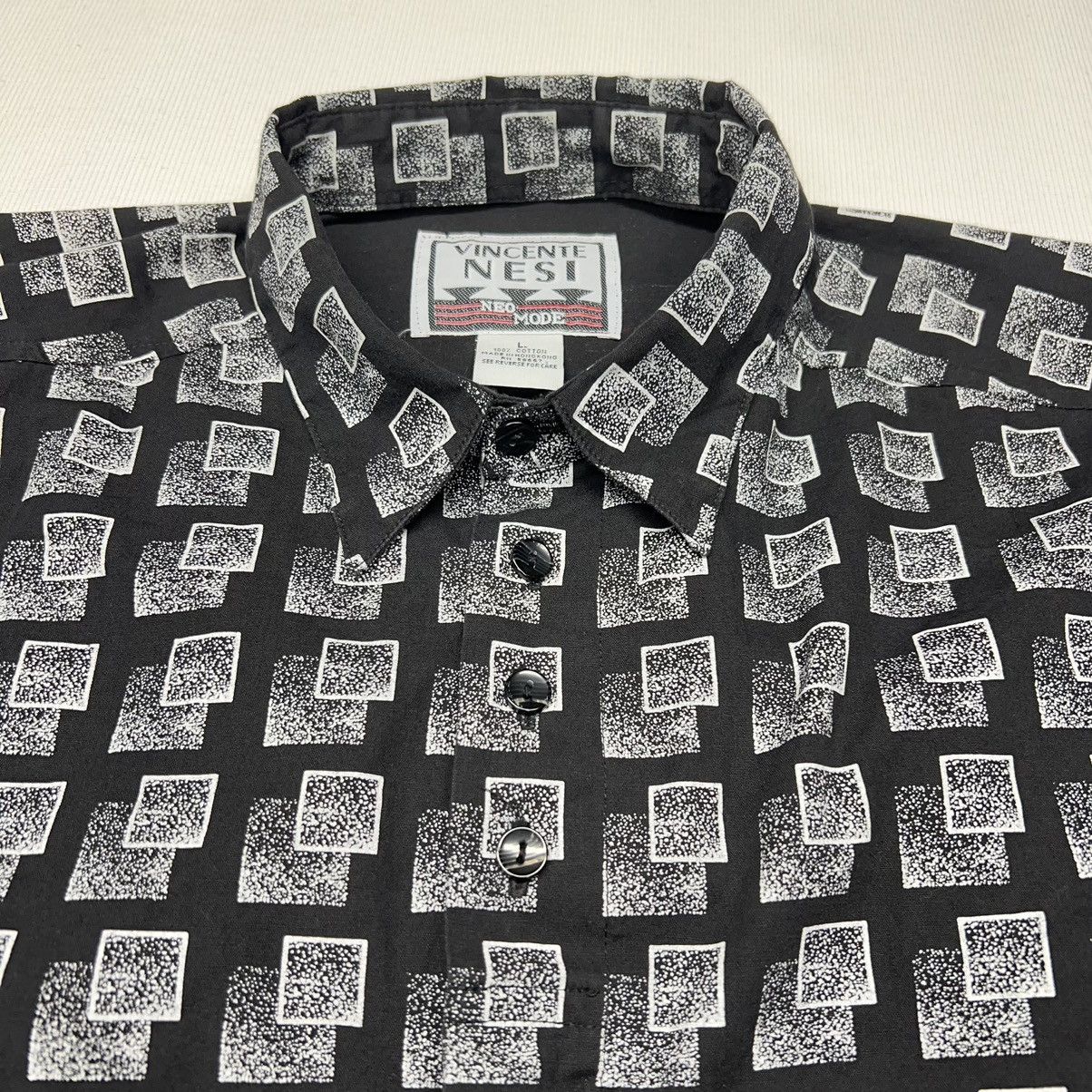 Vintage Vincente Nesi Button Up Shirt Black Print Geometric Squares Size US L / EU 52-54 / 3 - 5 Thumbnail