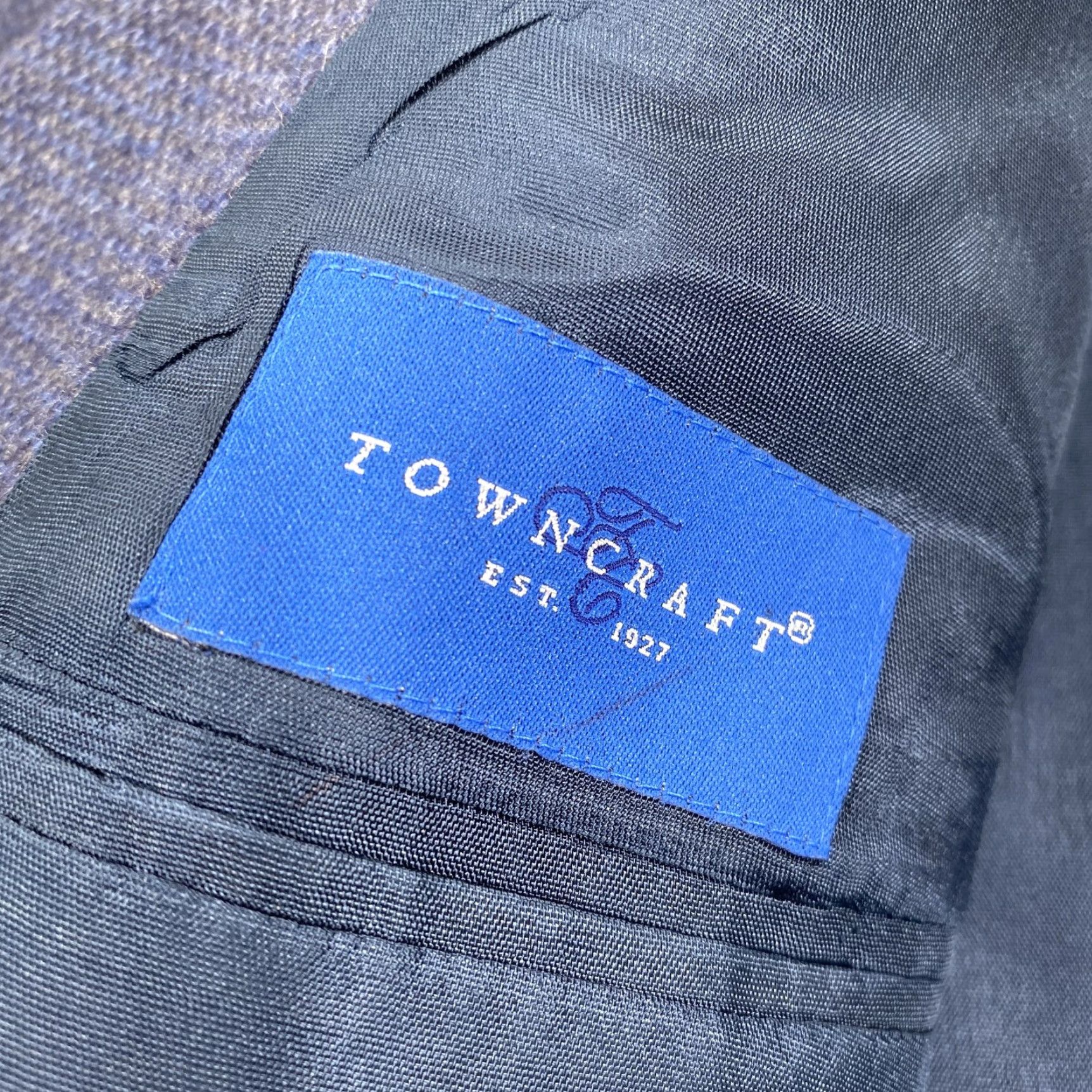 Vintage Towncraft Sport Coat Mens 48R Blue Tweed Wool Herringbone Two Button Jacket Coat Long Sleeve Notch Lapel Business Casual Vintage No Size US M / EU 48-50 / 2 - 4 Thumbnail