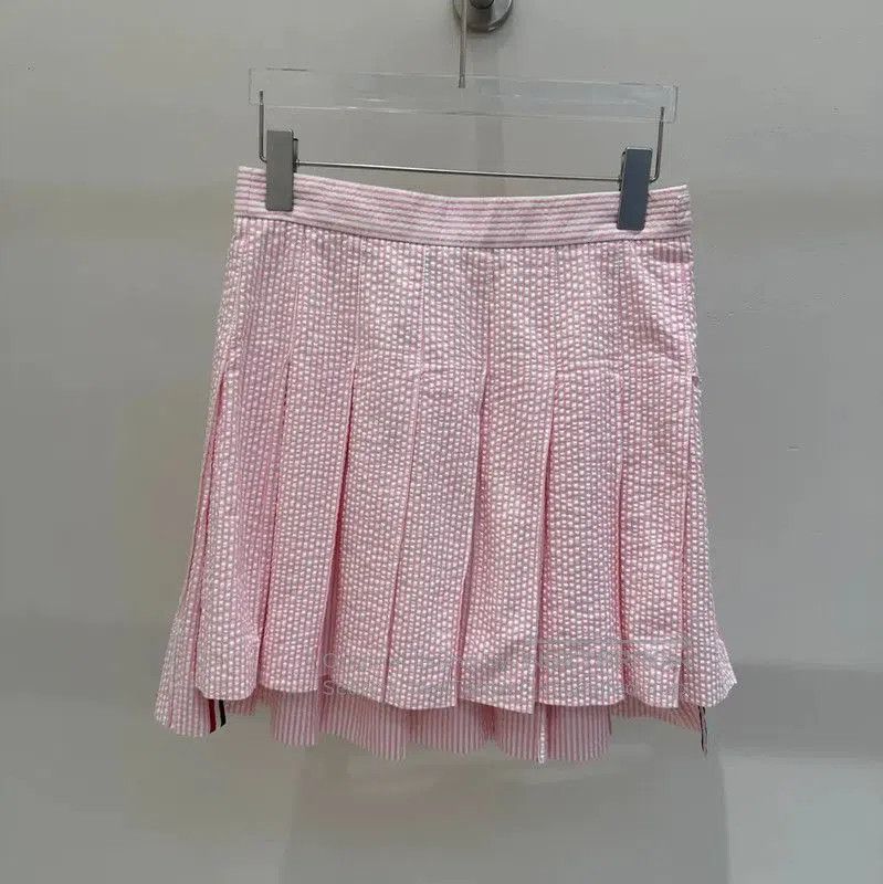 Thom Browne Pink Pleated Skirt for Women .