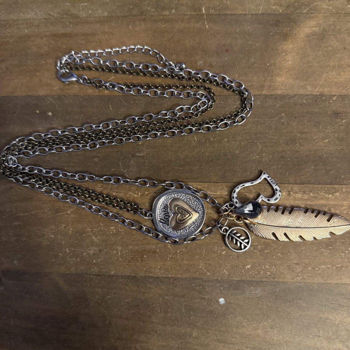 Other Long double layered two tone love them charm/pendant necklac Size ONE SIZE - 3 Thumbnail