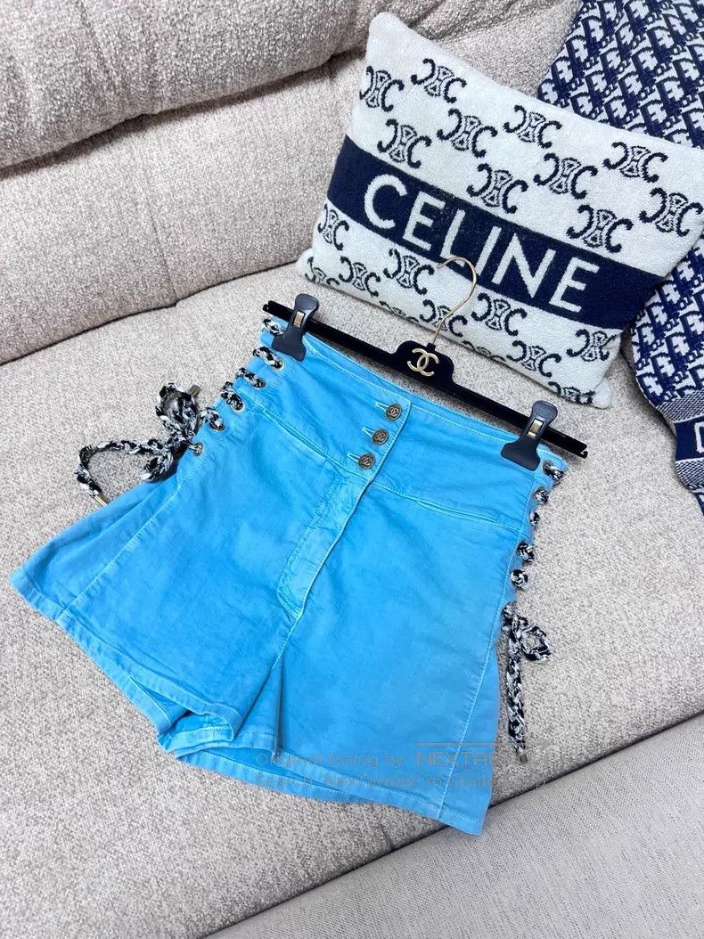 Chanel Chanel High-waisted jeans and shorts with side straps Size 24" / US 00 / IT 34 - 2 Thumbnail