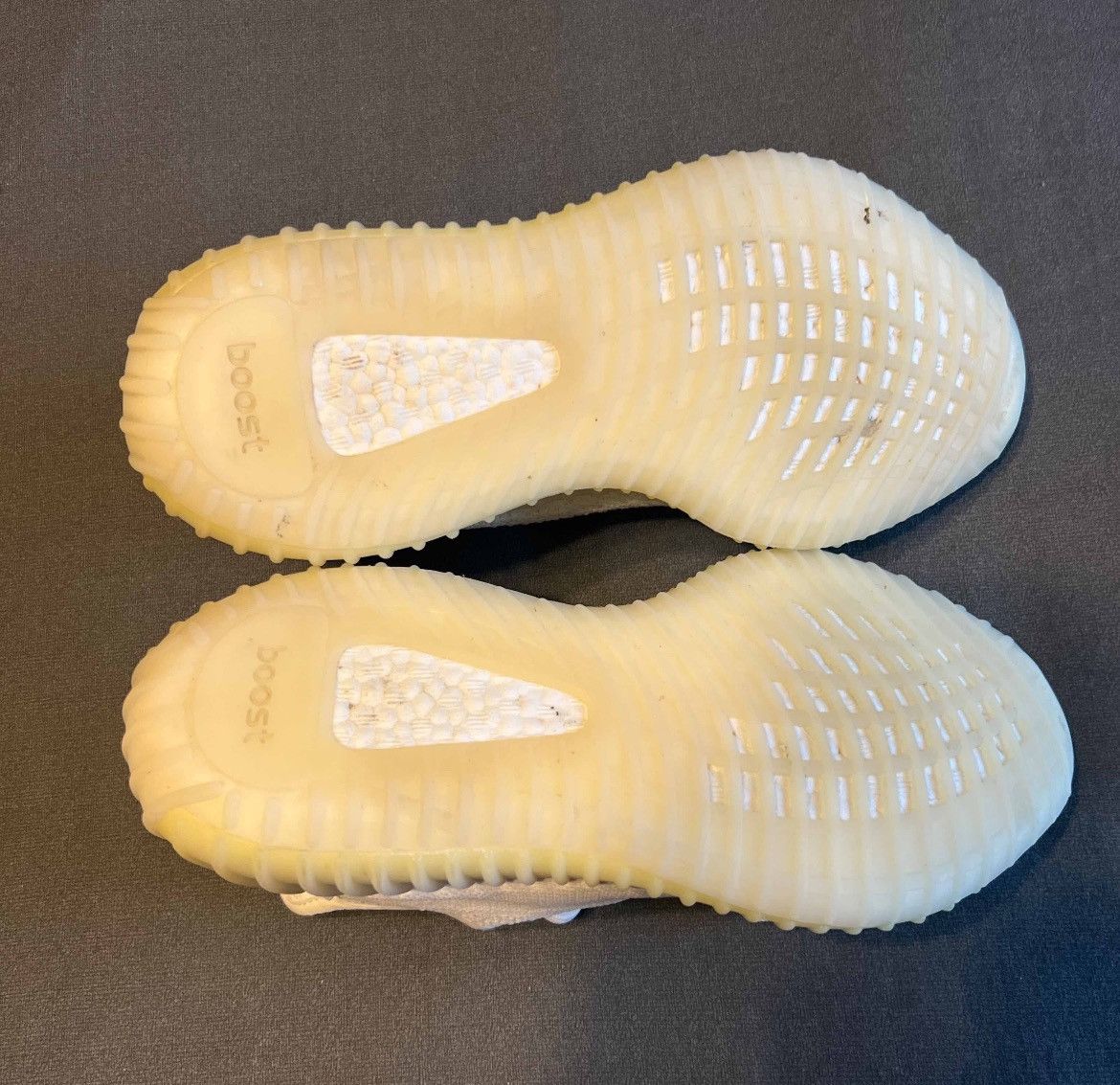 Adidas × Kanye West Adidas Yeezy Boost 350 V2 Cream Size 8 CP9366 Size US 8 / EU 41 - 5 Thumbnail