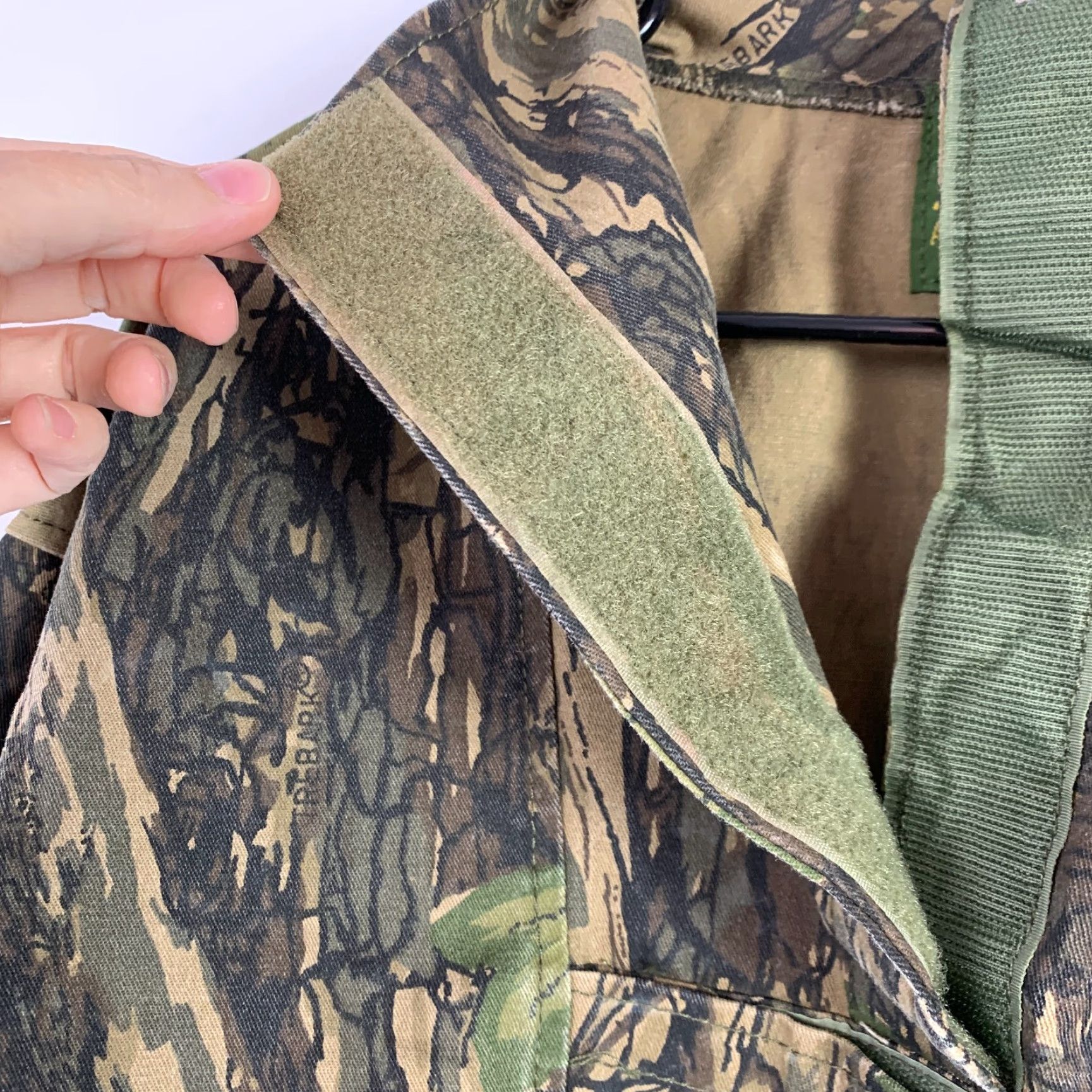 Vintage VINTAGE Renegade Jacket Camouflage Hook Loop Twill Pullover L Men Large Camo 65% Cotton 35% Polyester Size US L / EU 52-54 / 3 - 4 Thumbnail