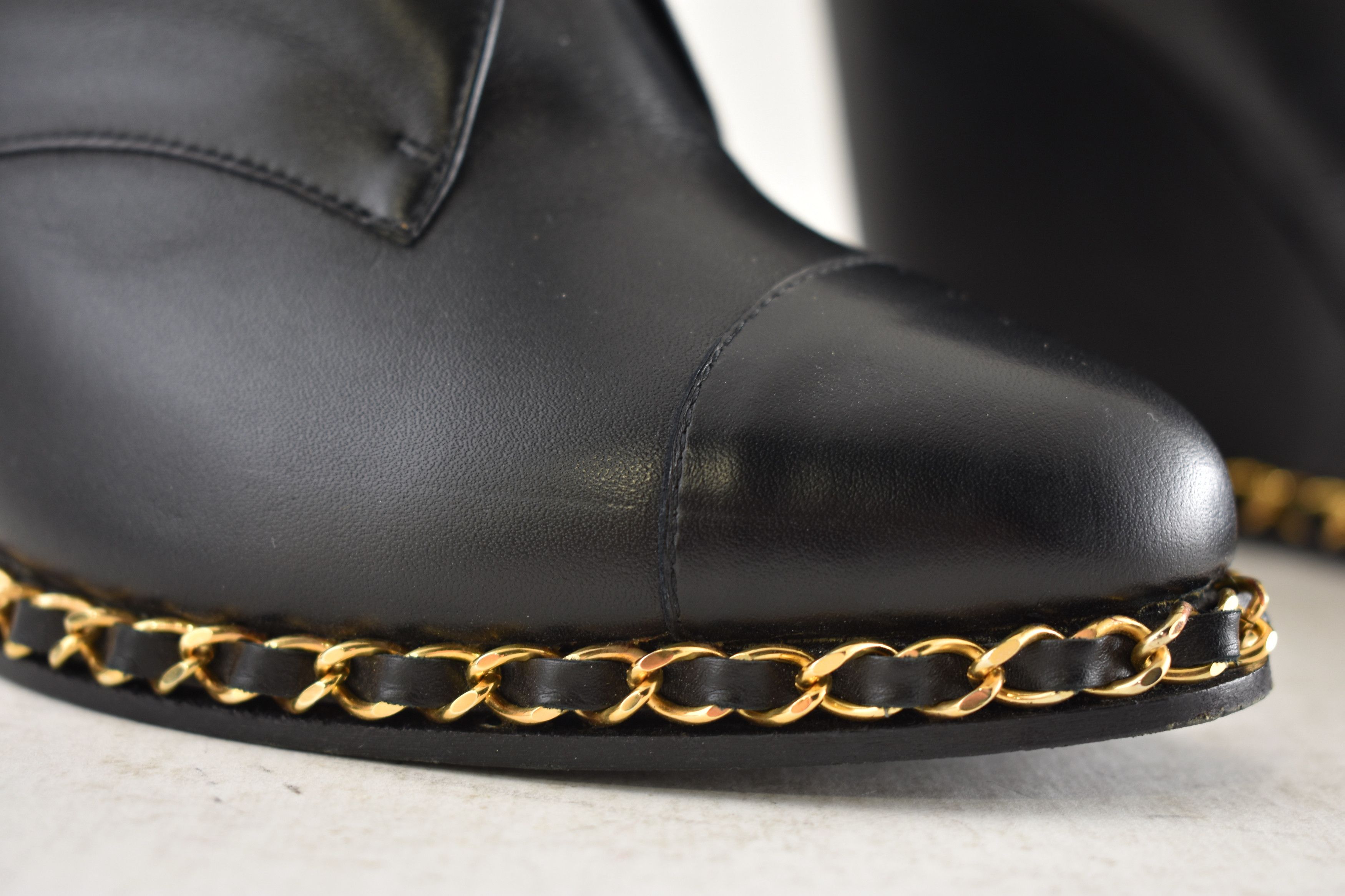 Chanel Leather Gold Chain Around CC Logo Ankle Wedge Boot 38.5 Size US 8.5 / IT 38.5 - 5 Thumbnail