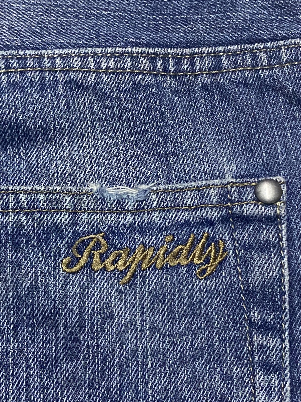 Japanese Brand Vintage Rapidly Embroidery Logo Faded Wash Taperred Leg Jean Size US 33 - 13 Thumbnail