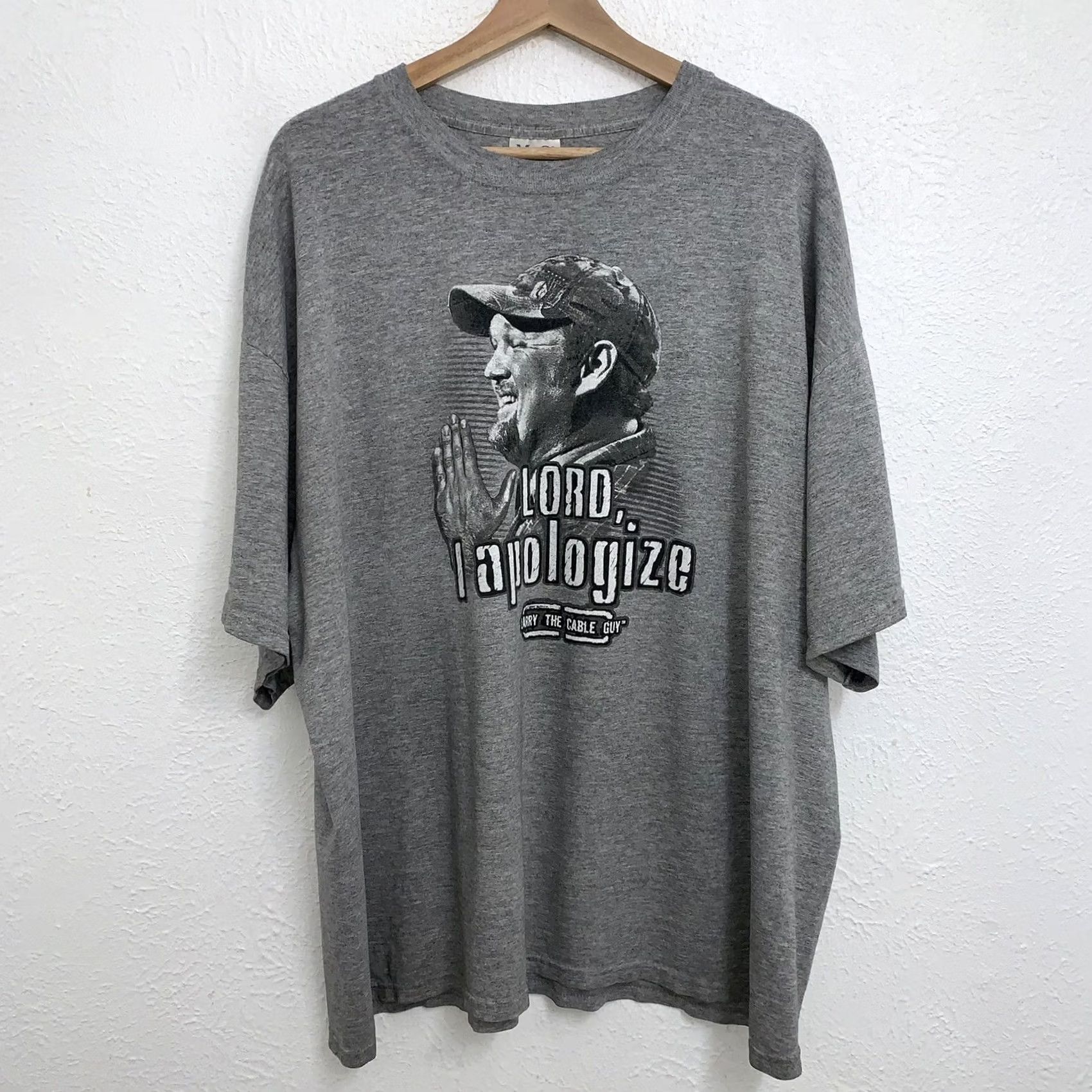 Vintage VINTAGE Larry The Cable Guy Lord I Apologize Tee Gray T-Shirt Short Sleeve 2XL Size US XXL / EU 58 / 5 - 2 Thumbnail