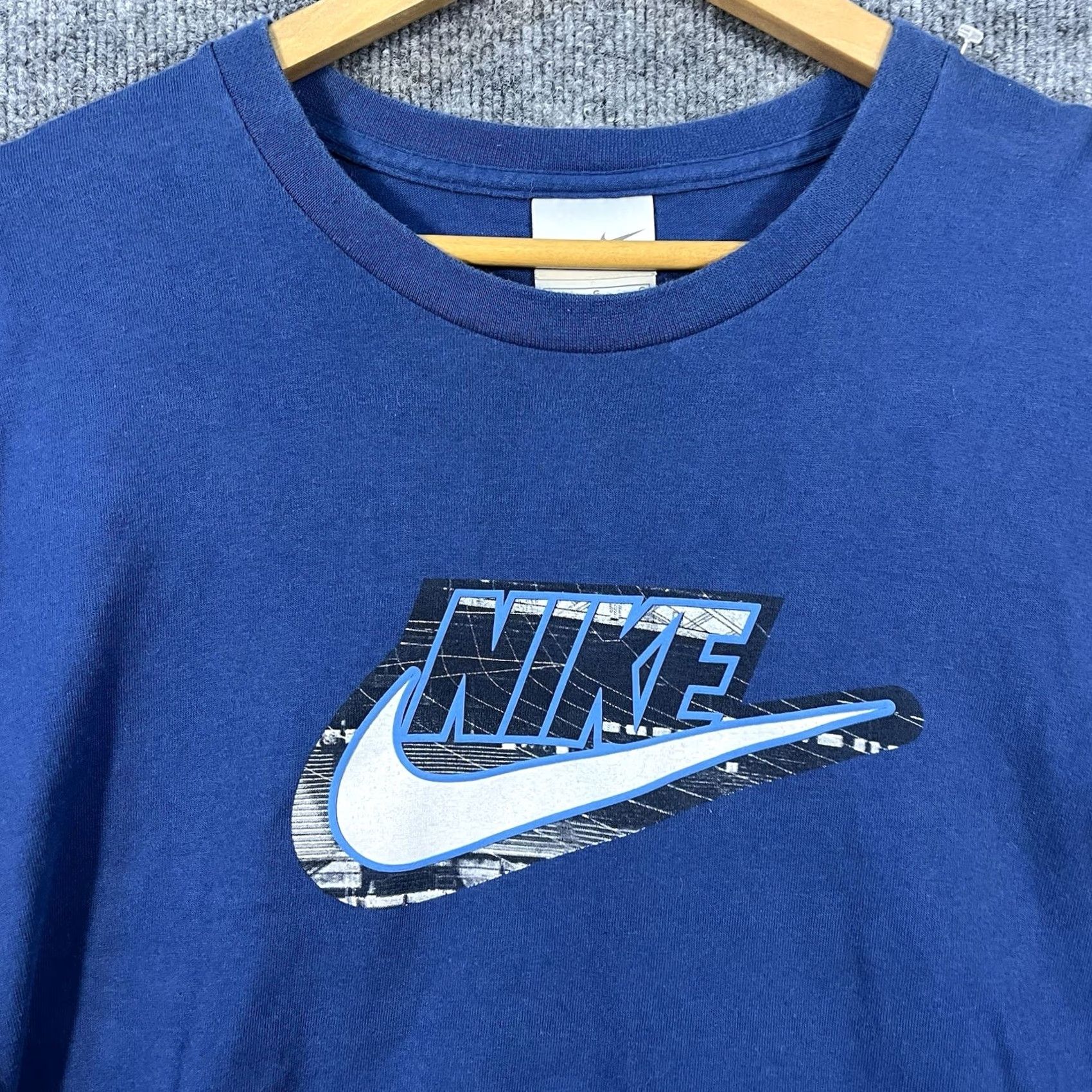 Nike VINTAGE Nike Center Swoosh Check T-Shirt Long Sleeve Blue Mens L 90s Size US L / EU 52-54 / 3 - 2 Thumbnail