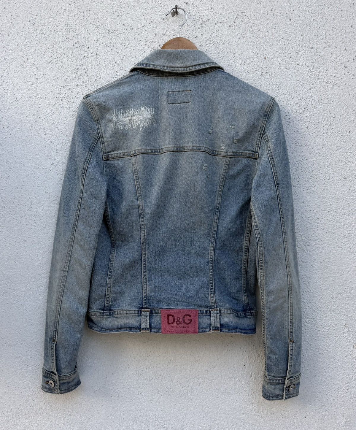 Dolce & Gabbana D&G Distressed Denim Jacket Light Wash Vintage Size XS / US 0-2 / IT 36-38 - 12 Thumbnail