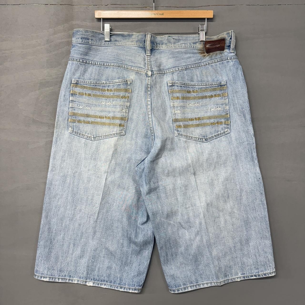 Ecko Unltd. Y2K Ecko Unltd. Embroidered Crazy Baggy Embroidered Jorts 38 Size US 38 / EU 54 - 1 Thumbnail