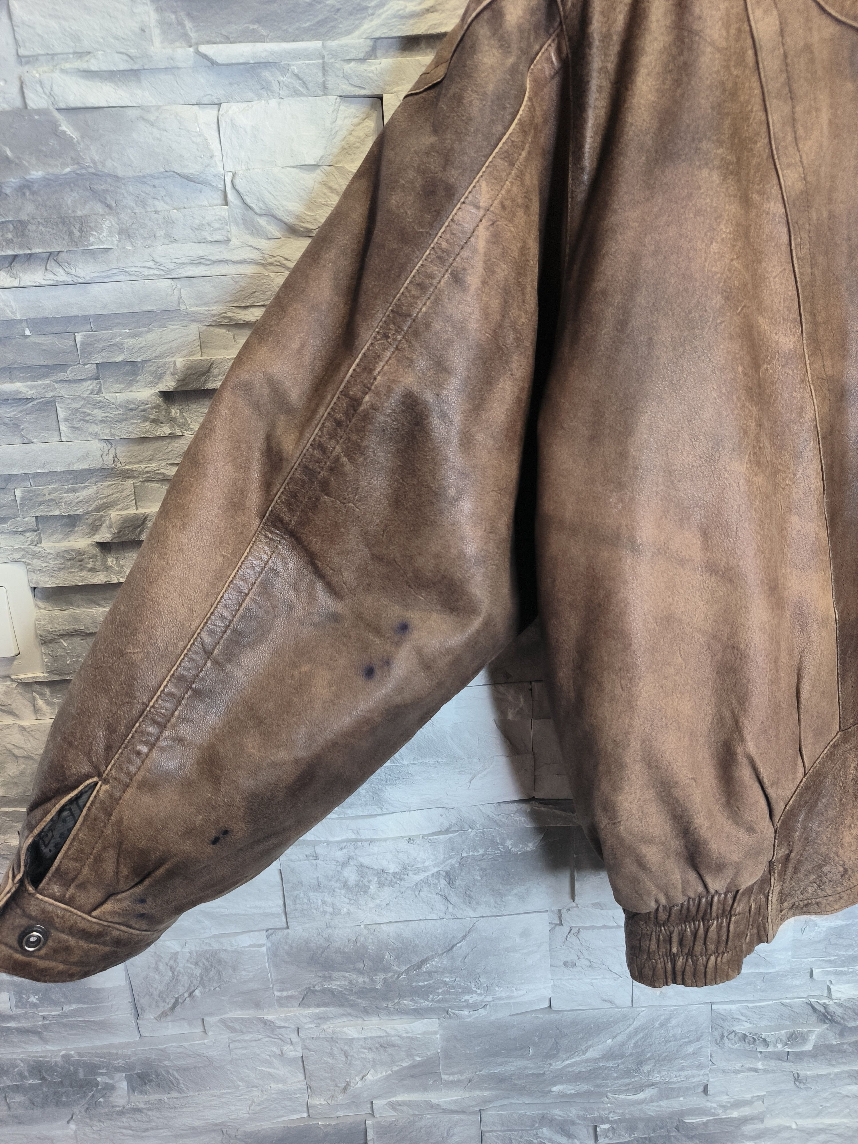 Other Vintage Leather Jacket Bomber Brown Korea Made Size US XL / EU 56 / 4 - 6 Thumbnail