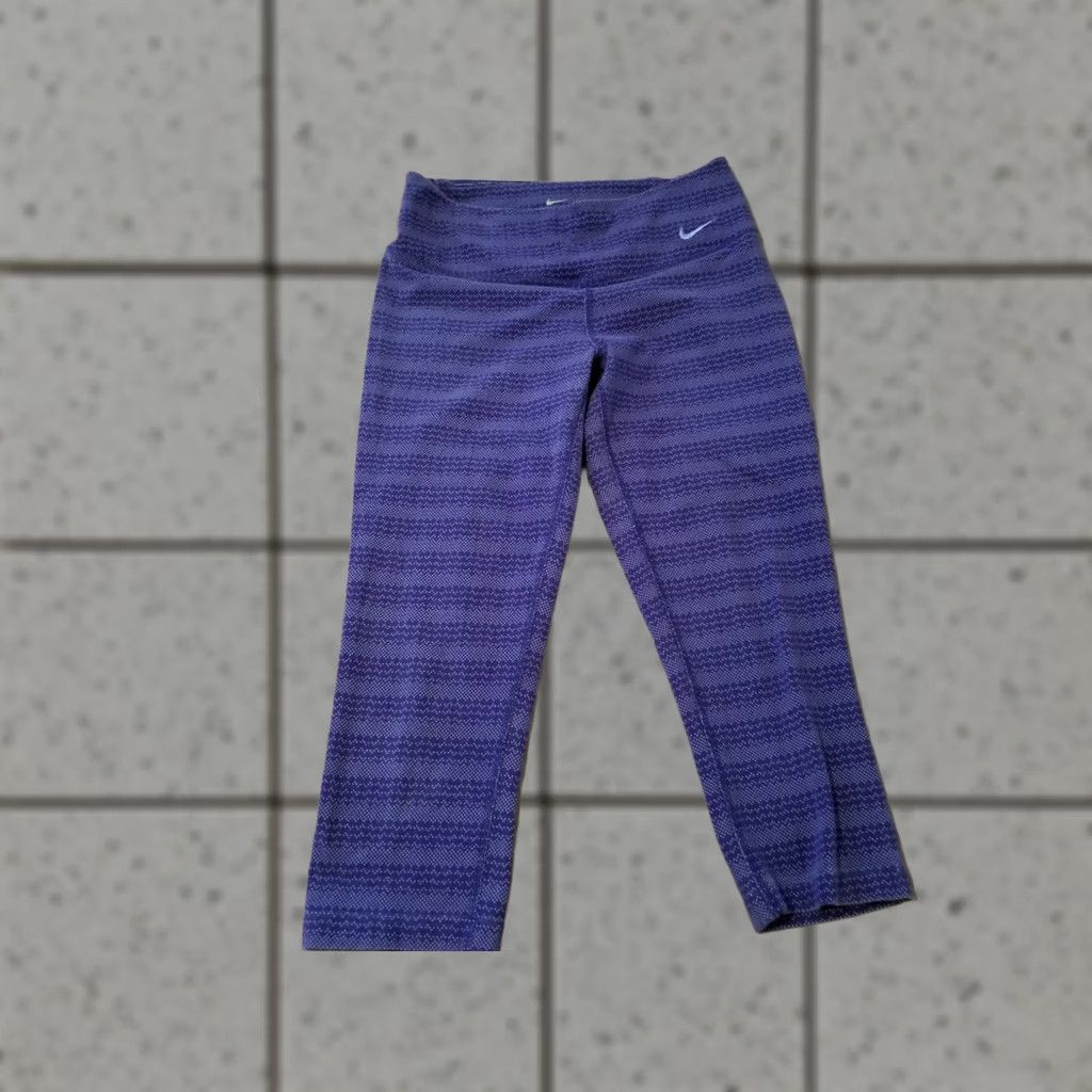 Nike Nike Womens Pants S Small Purple Athletic Gym Workout Capri Size 28" / US 6 / IT 42 - 1 Thumbnail
