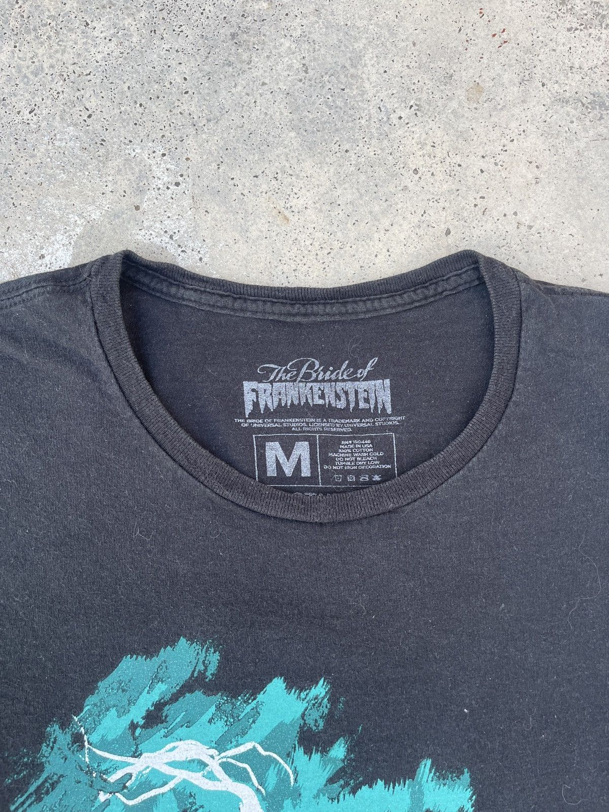 Universal Studios The Bride Of Frankenstein Lightning Design Shirt Size US M / EU 48-50 / 2 - 6 Thumbnail