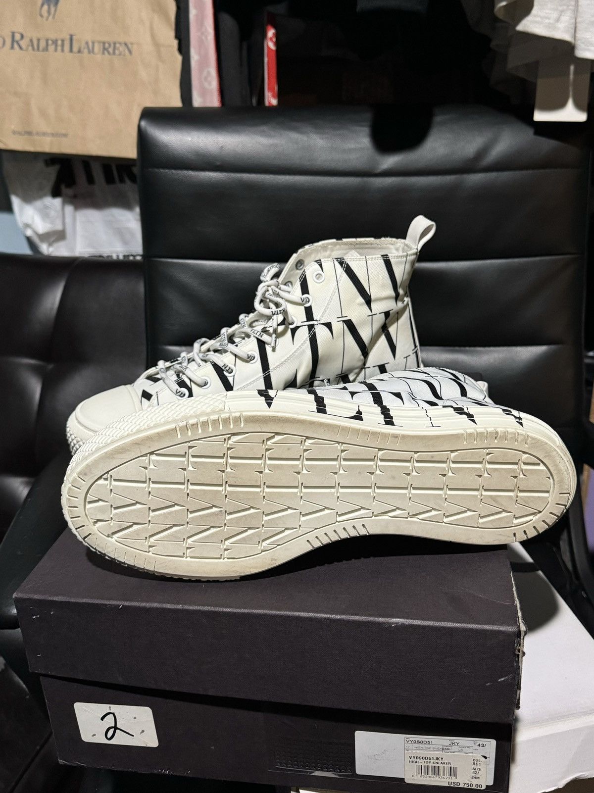 Designer × Valentino Men’s Valentino Garavani VLTN Giggies Hightop Sneakers Size US 10.5 / EU 43-44 - 2 Thumbnail