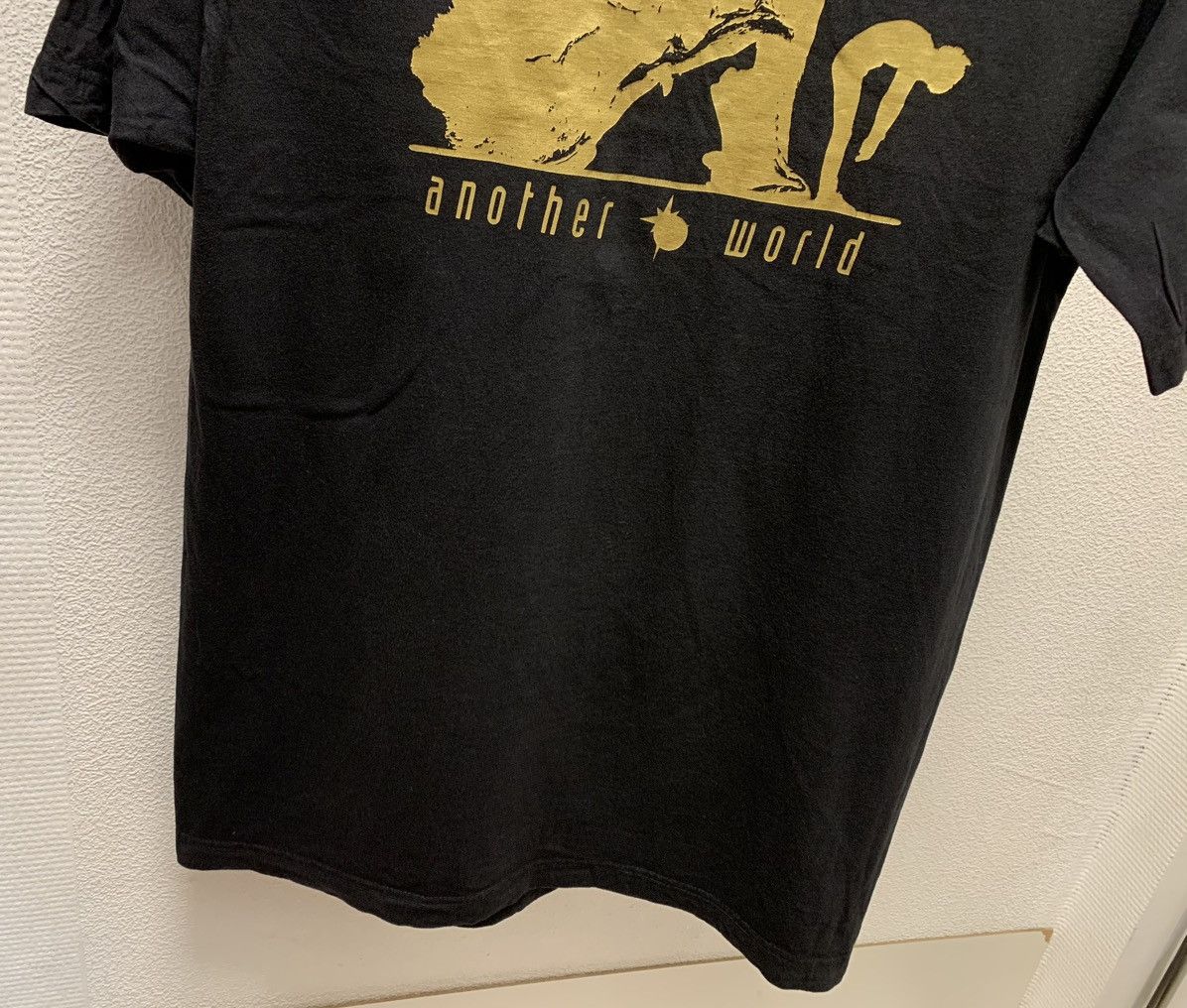 Band Tees Brain May another world 1998 vintage tour t-shirt Xl Size US XL / EU 56 / 4 - 4 Thumbnail