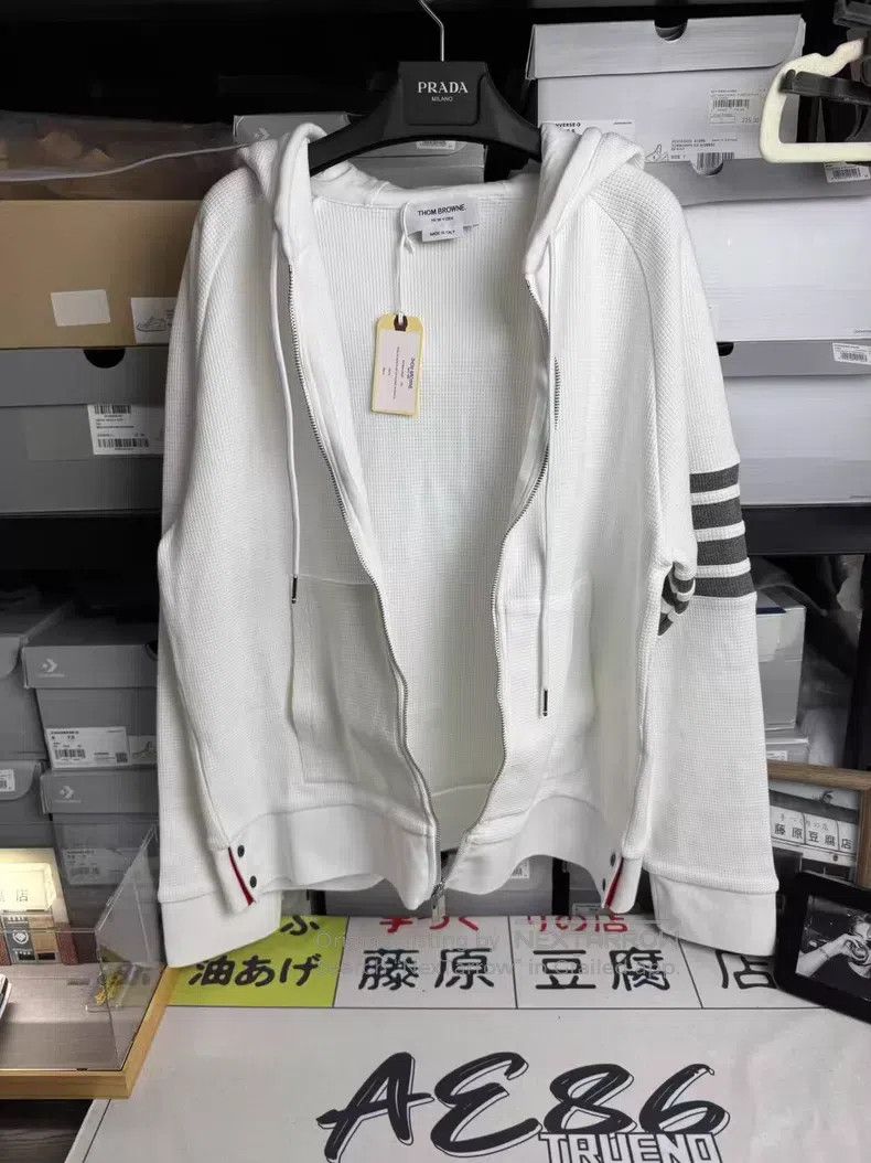Thom Browne Thom Browne Hooded waffle long-sleeve zip-up sweatshirt Size US XL / EU 56 / 4 - 2 Thumbnail
