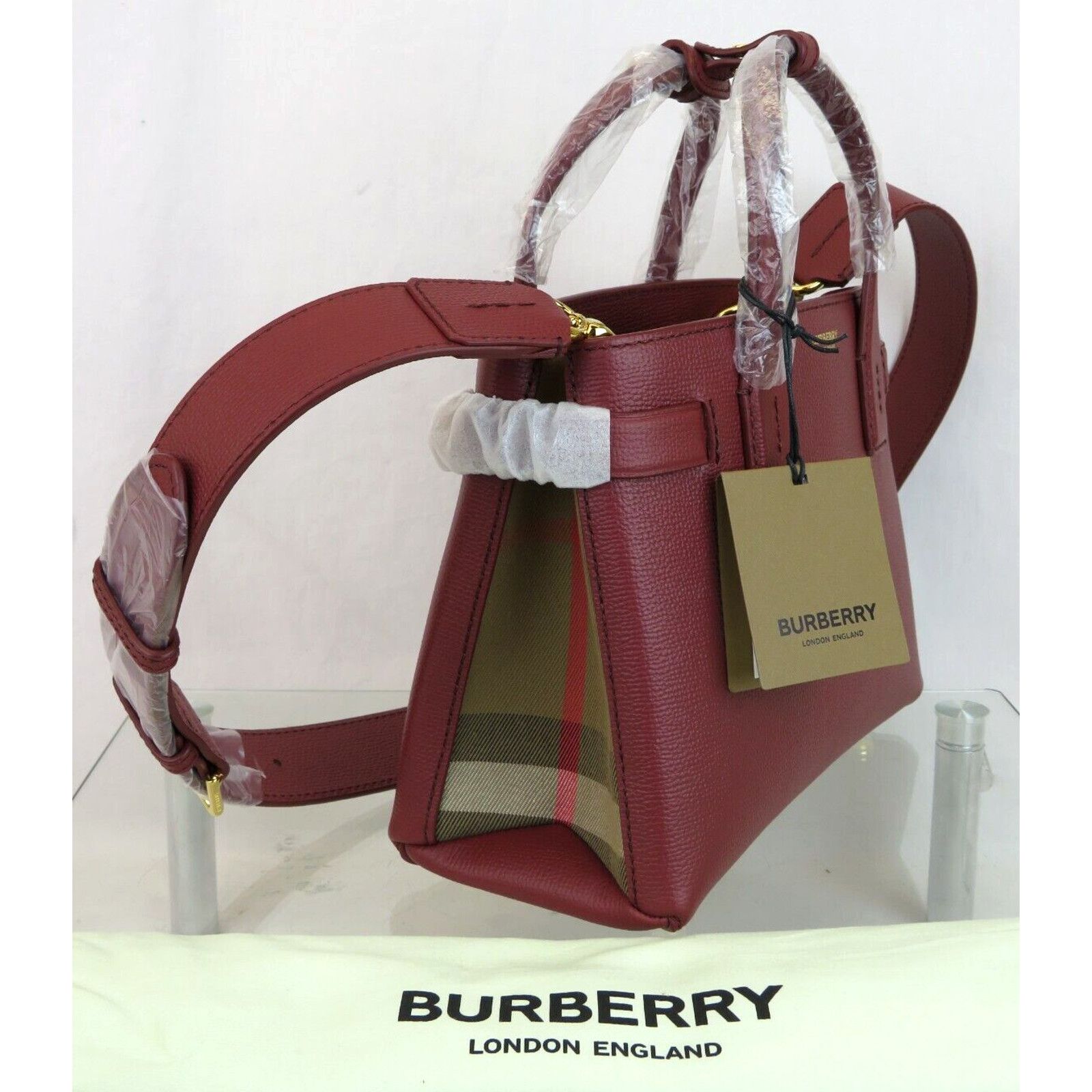 Burberry BURBERRY BANNER CRIMSON LEATHER CHECK CANVAS SHOULDER SM BAG Size ONE SIZE - 2 Thumbnail