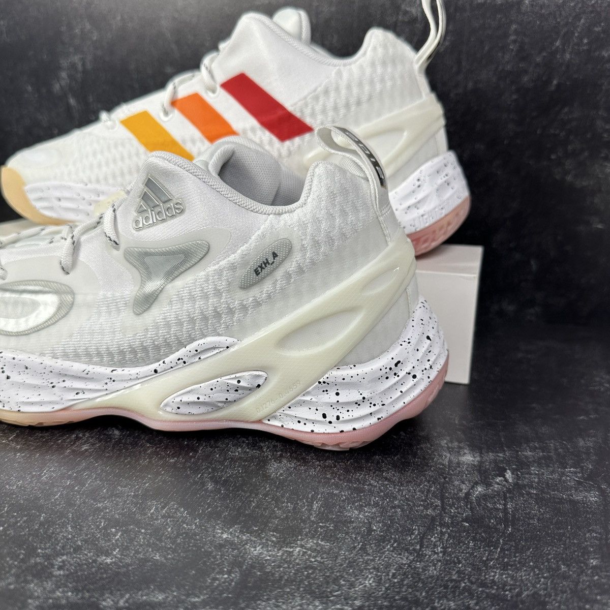 Adidas ADIDAS EXHIBIT A MIAMI HEAT MENS BASKETBALL SPECKLED WHITE Size US 10 / EU 43 - 9 Thumbnail