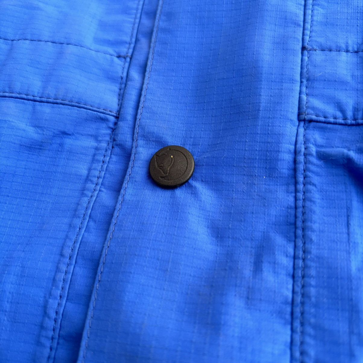 Fjallraven × Goretex × Vintage Vintage Fjallraven Polar 90s outdoor jacket Size US M / EU 48-50 / 2 - 5 Thumbnail