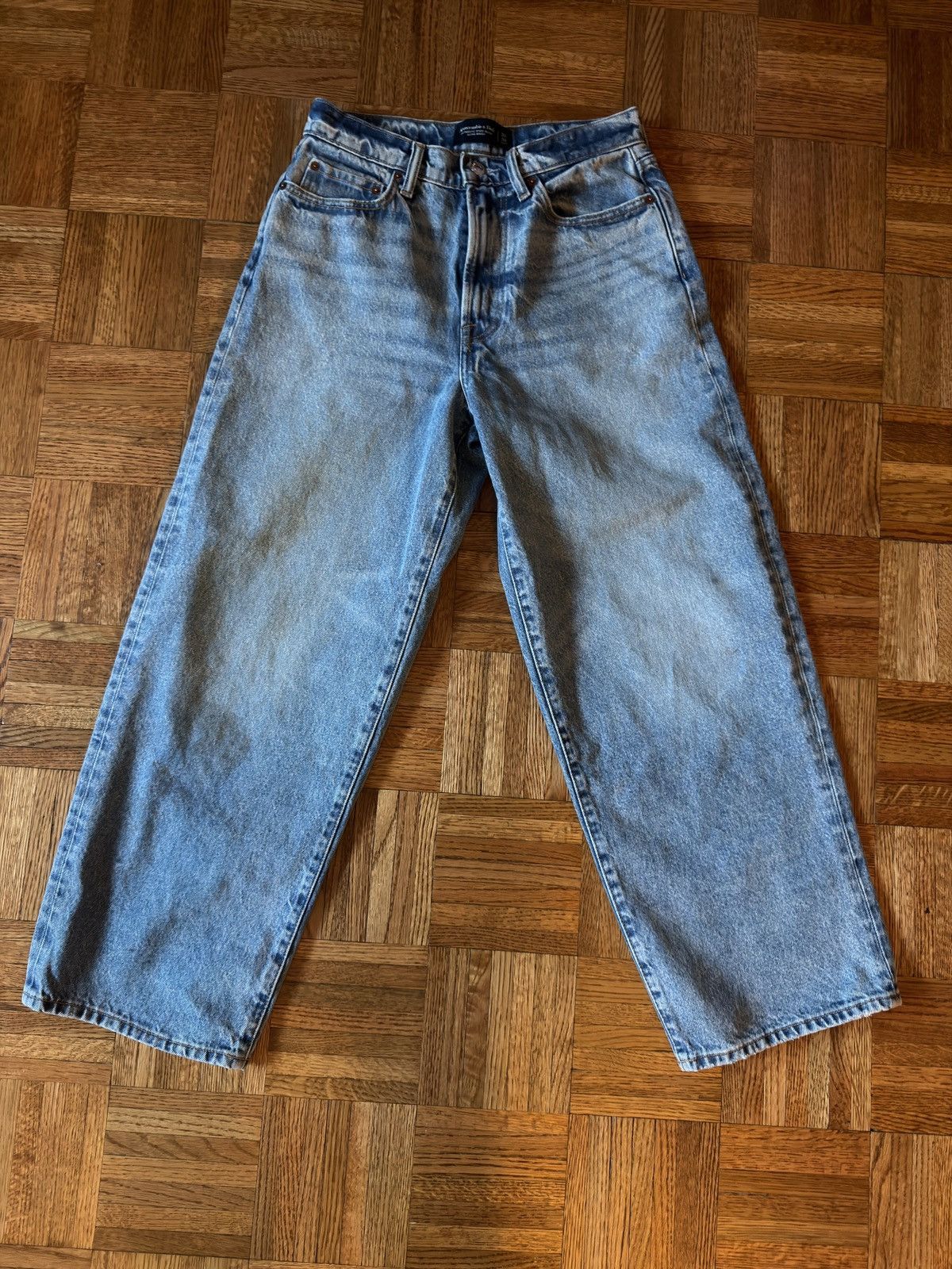 Abercrombie & Fitch Abercrombie & Fitch Ultra Baggy Jeans Medium Wash 30Wx30L Size US 30 / EU 46 - 1 Thumbnail