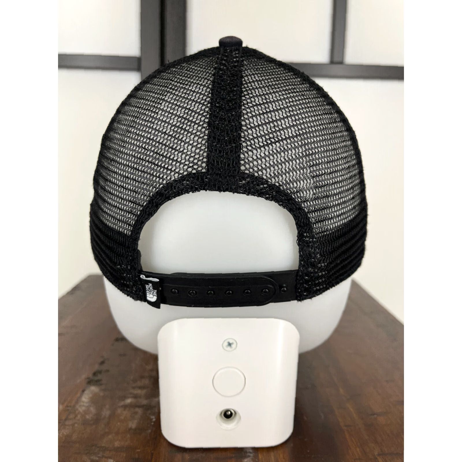 The North Face The North Face Hat Cap Snap Back Adult One size Black Cotton Twill hat/Cap, The North Face, Snapback, Men, Black, Hat, Casual, 2020s, Mens Size ONE SIZE - 6 Thumbnail
