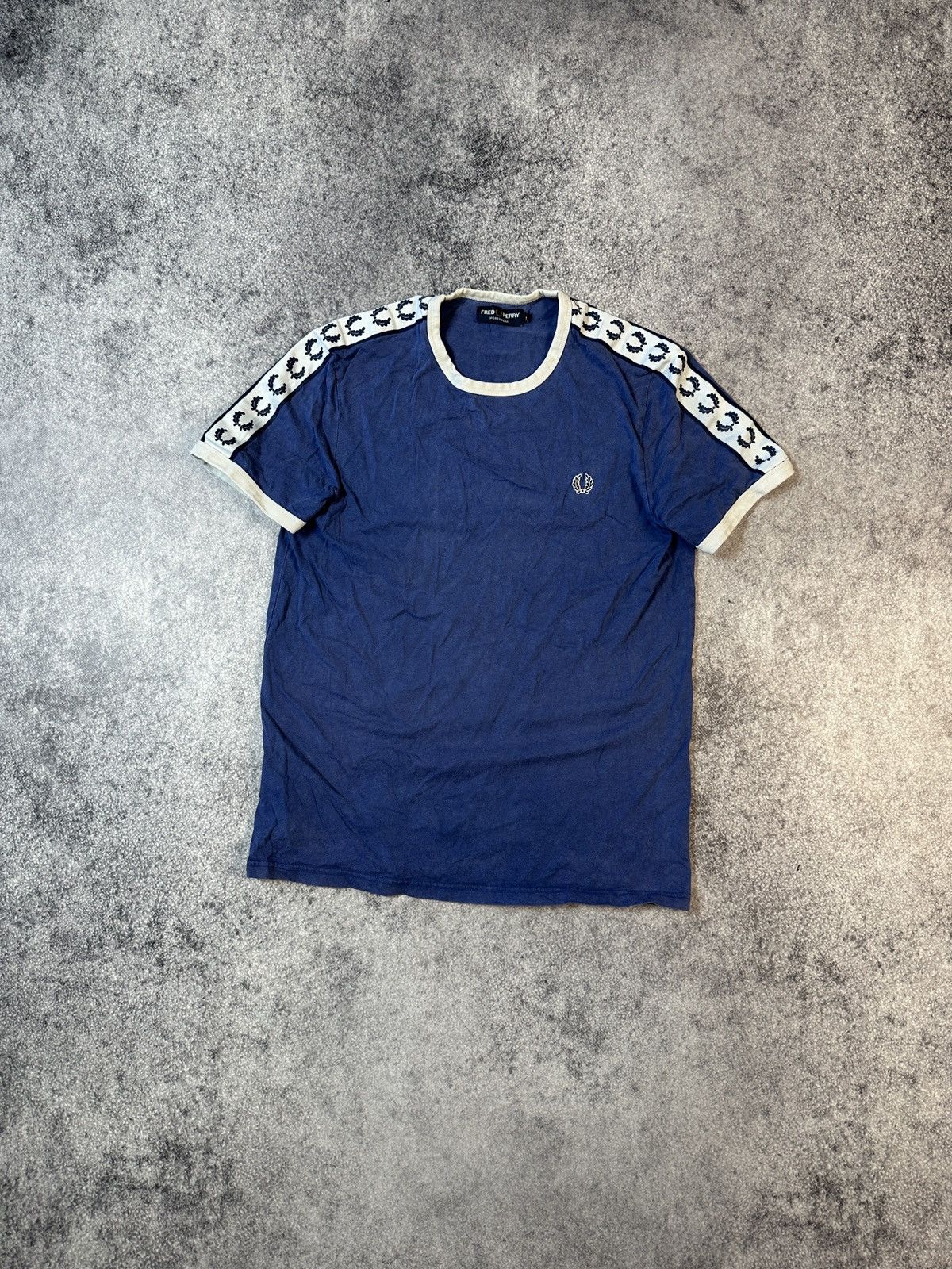 Fred Perry × Vintage Vintage Fred Perry Lampas Logo T-shirt Casual Streetwear M Size US M / EU 48-50 / 2 - 1 Thumbnail