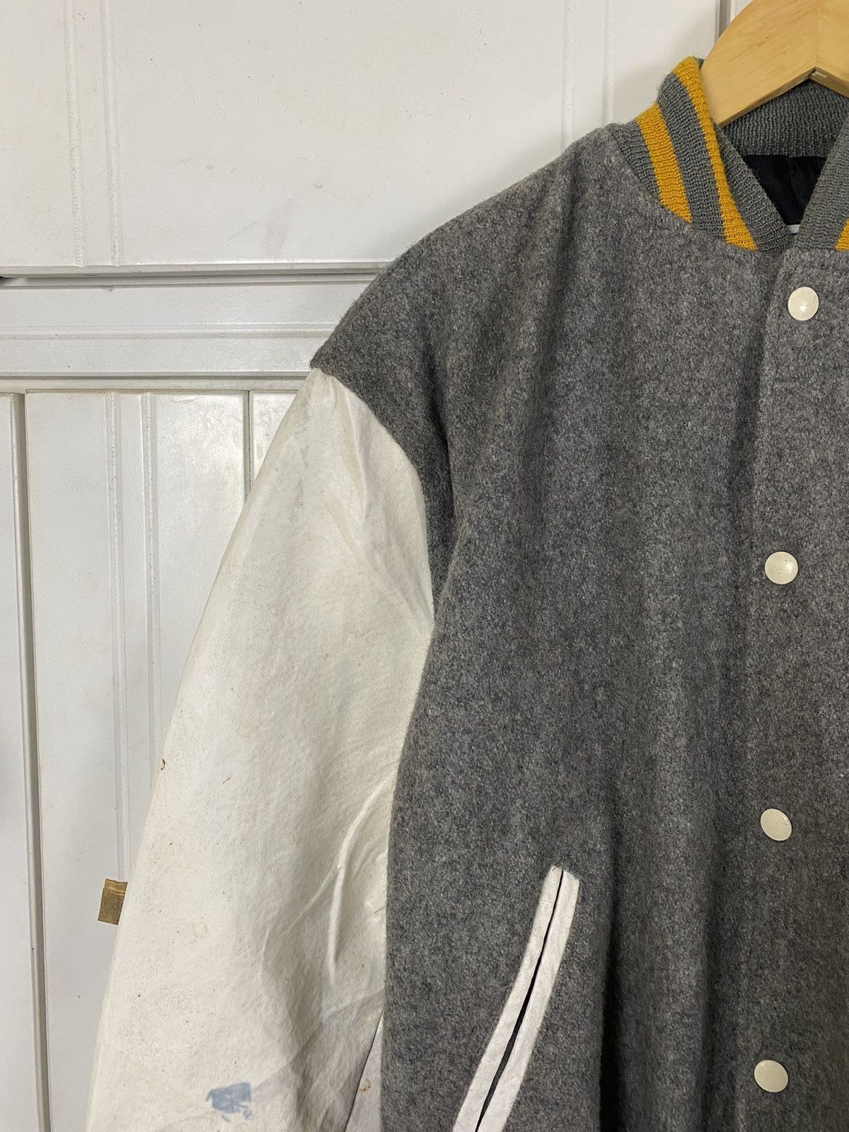 NEFF Vintage NEFF Varsity Wool Leather Jacket 1994 Size US L / EU 52-54 / 3 - 5 Thumbnail