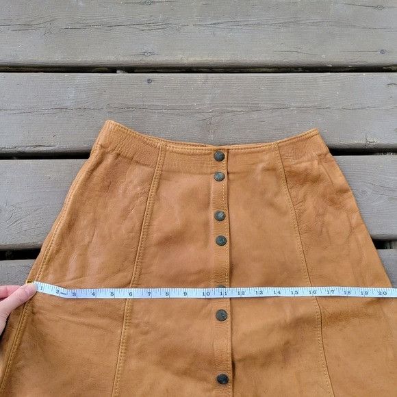 Handmade × Vintage Vintage 70s Western Boho Camel Tan Honey Leather skirt Size 27" / US 4 / IT 40 - 6 Thumbnail