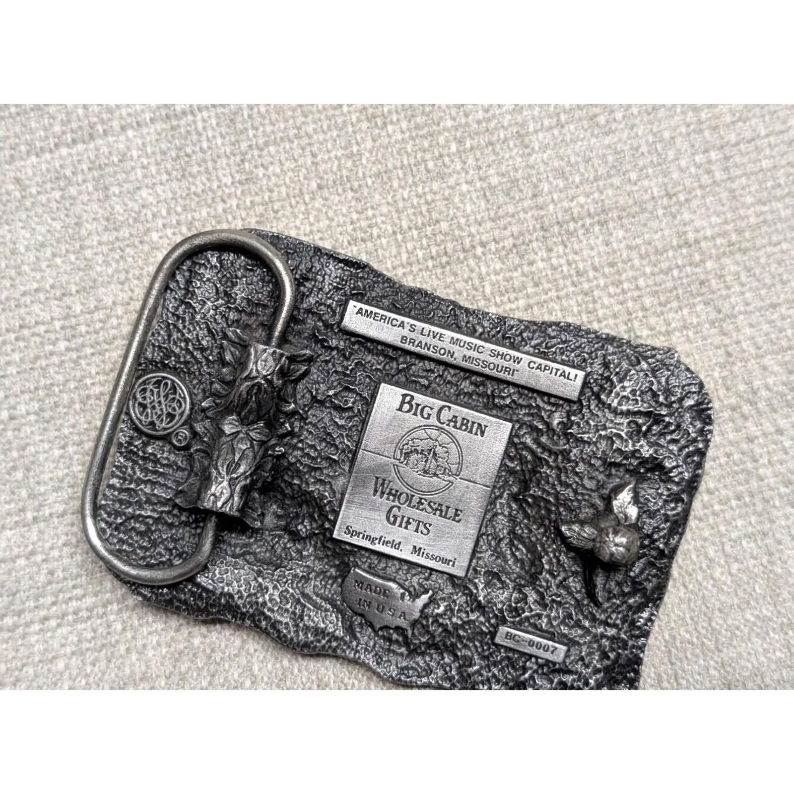 Vintage VINTAGE Branson Missouri belt buckle COUNTRY MUSIC pewter Men Buckle 2.25x3.25 fits 1.5" center Size ONE SIZE - 3 Thumbnail