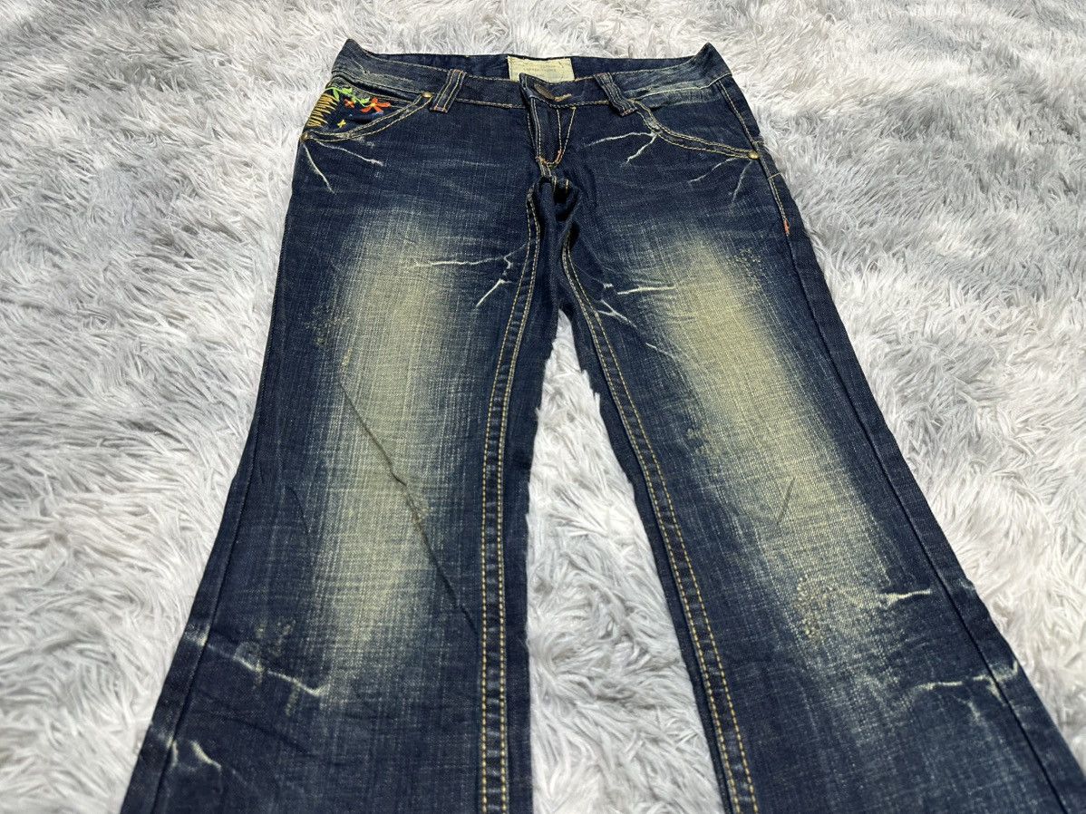 Tornado Mart 🔥Y2K Lolita Exotic Vintage Denim Flared Embroidered Floral Size US 29 - 8 Thumbnail