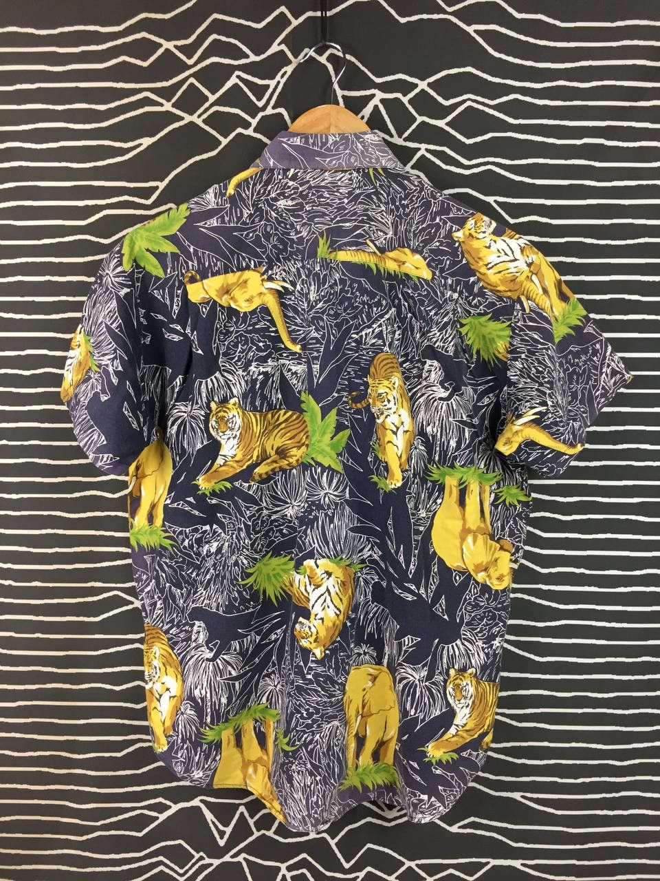 Vintage Vtg Foret Safari Animal Tropical All-Over Print Camp Shirt Size US L / EU 52-54 / 3 - 9 Thumbnail